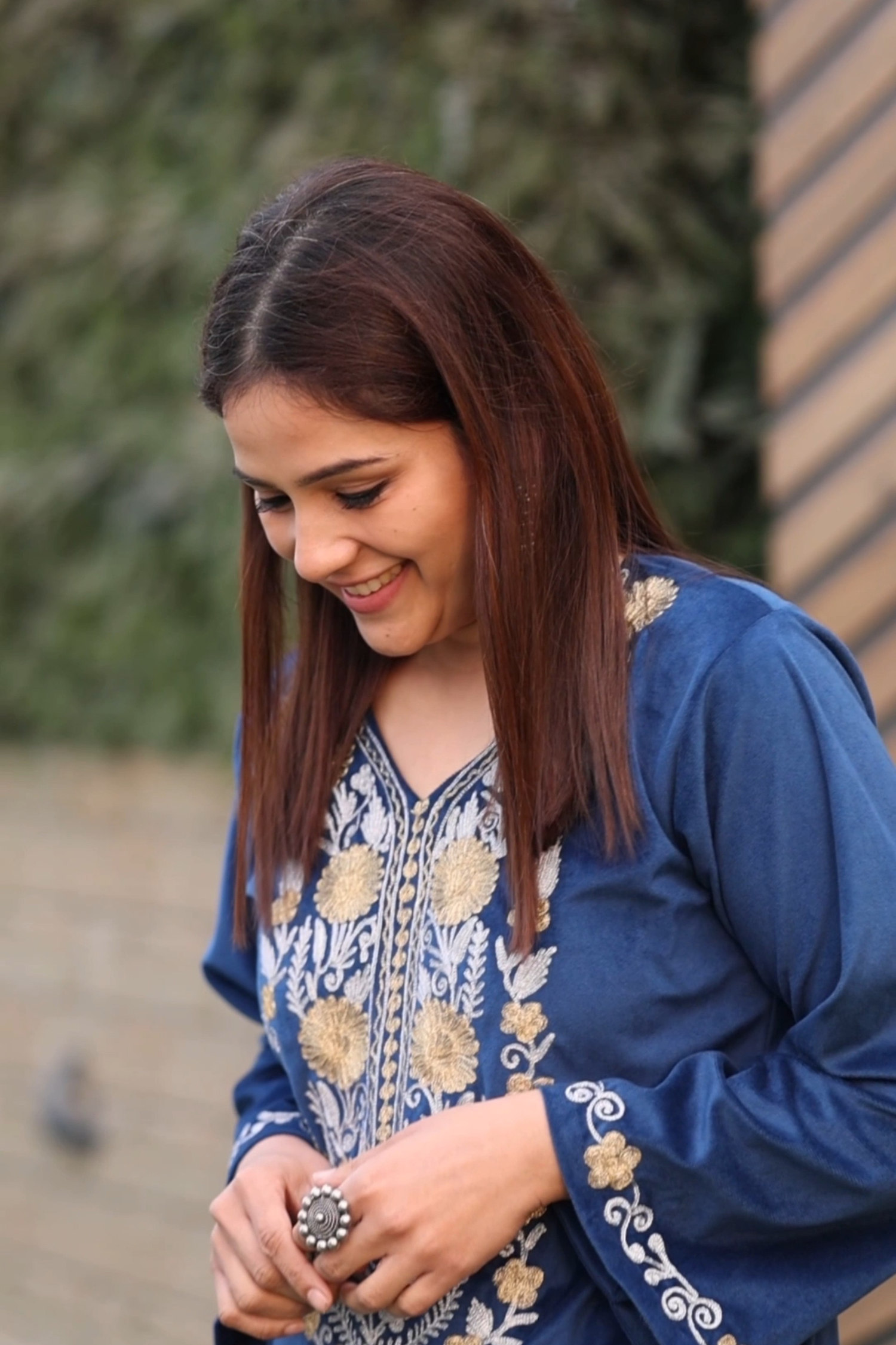 Vatsala Jain wearing Kiran Zari Embroidered Blue Velvet Coord Kurta Set