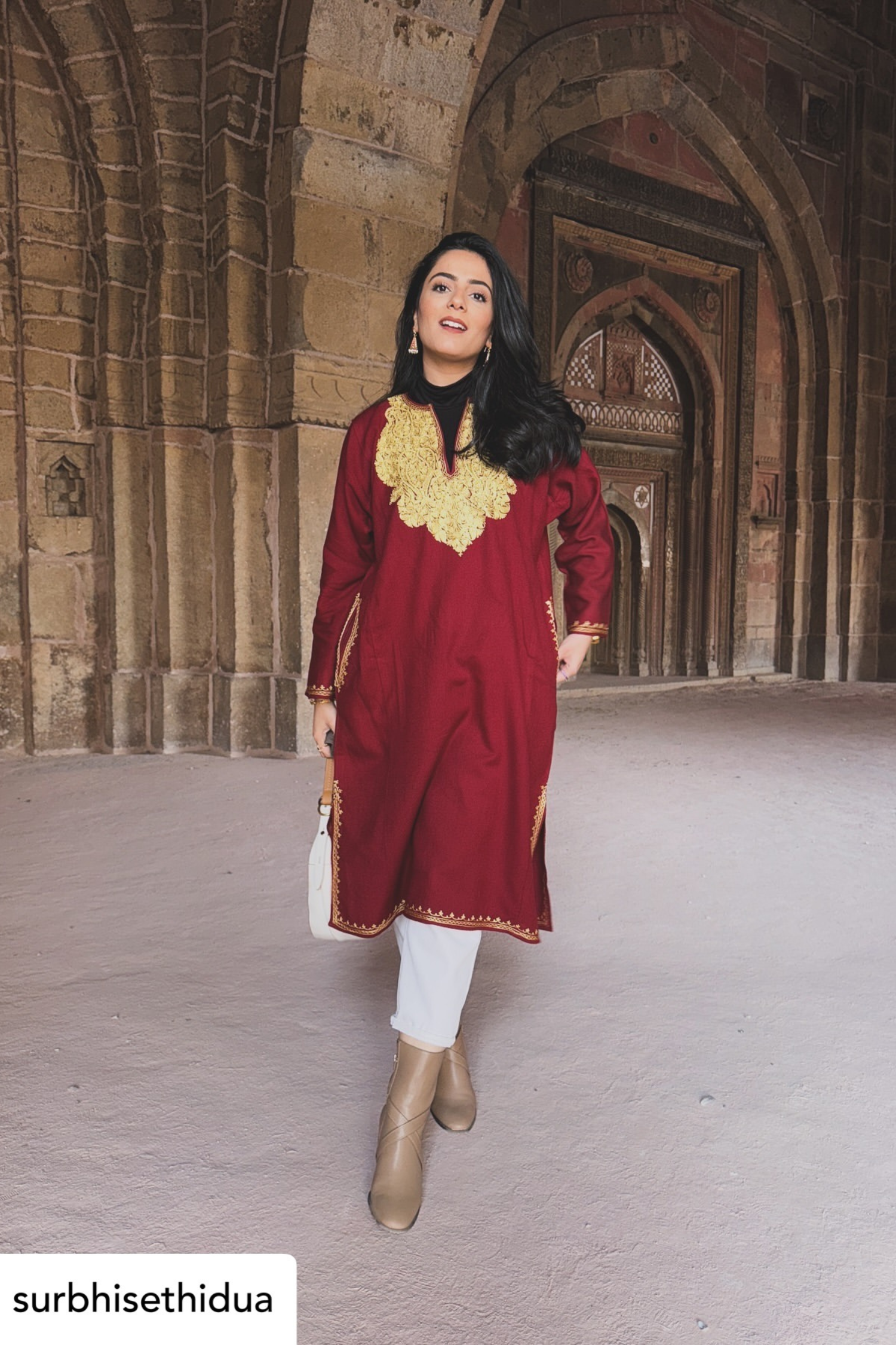 Surbhi sethi dua Surbhi sethi dua wearing Lyla Red Kashmiri Woollen Phiran with Zari Embroidery