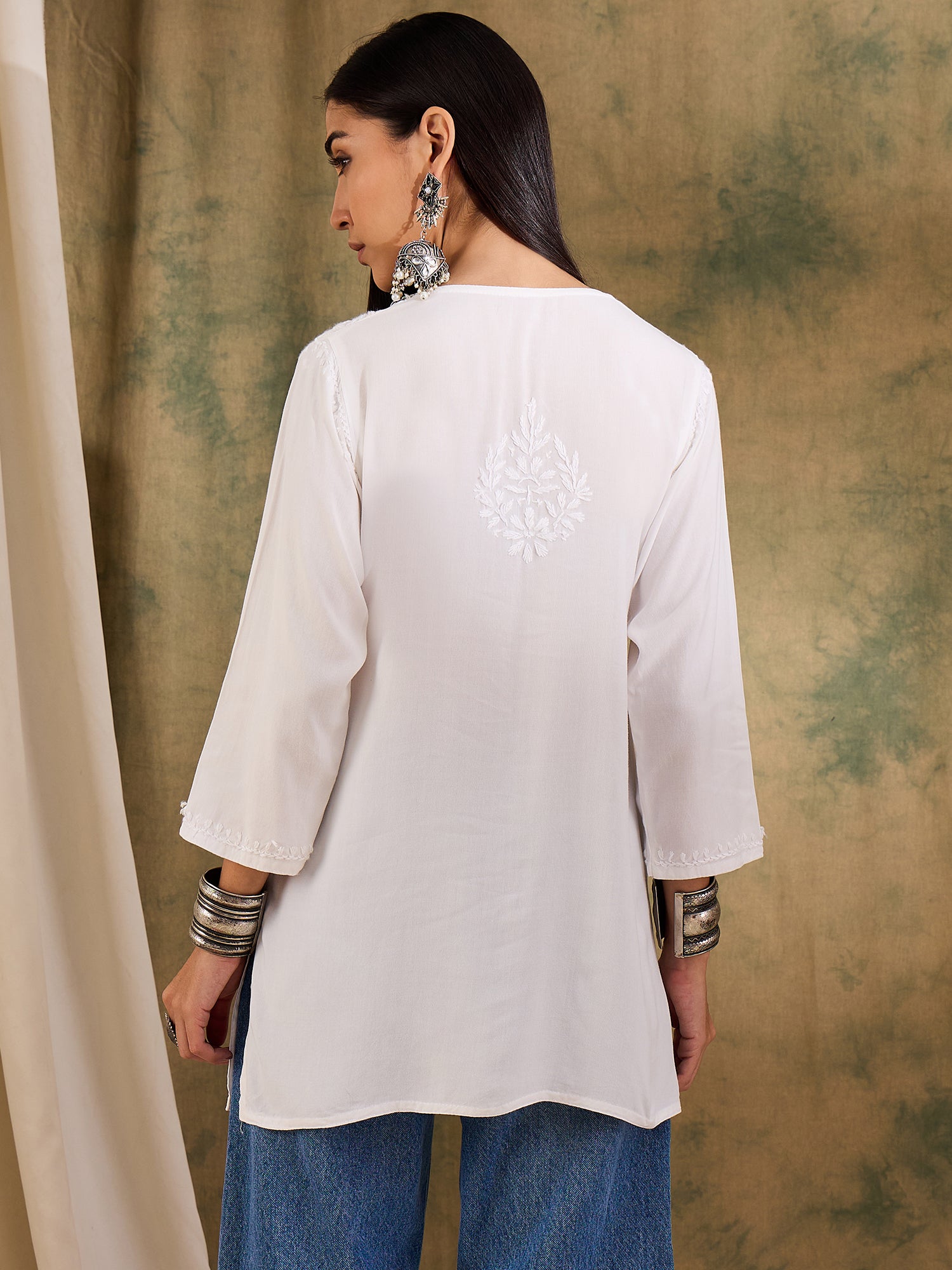 Iqra_White_Chikankari_Short_Kurta_shop_Namastay