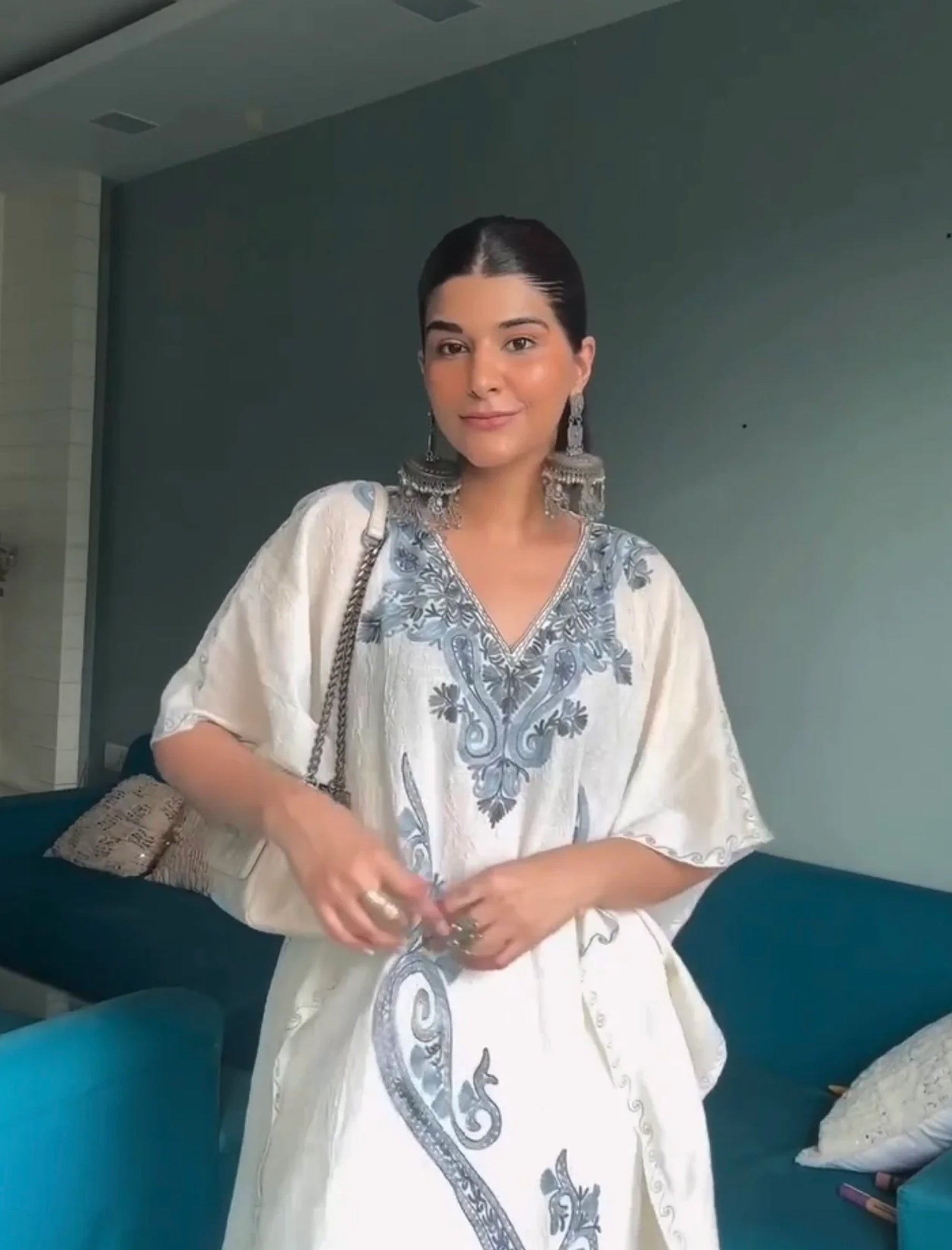 Ivory_Kashmiri_Embroidered_Long_Cotton_Kaftan_shop_Namastay