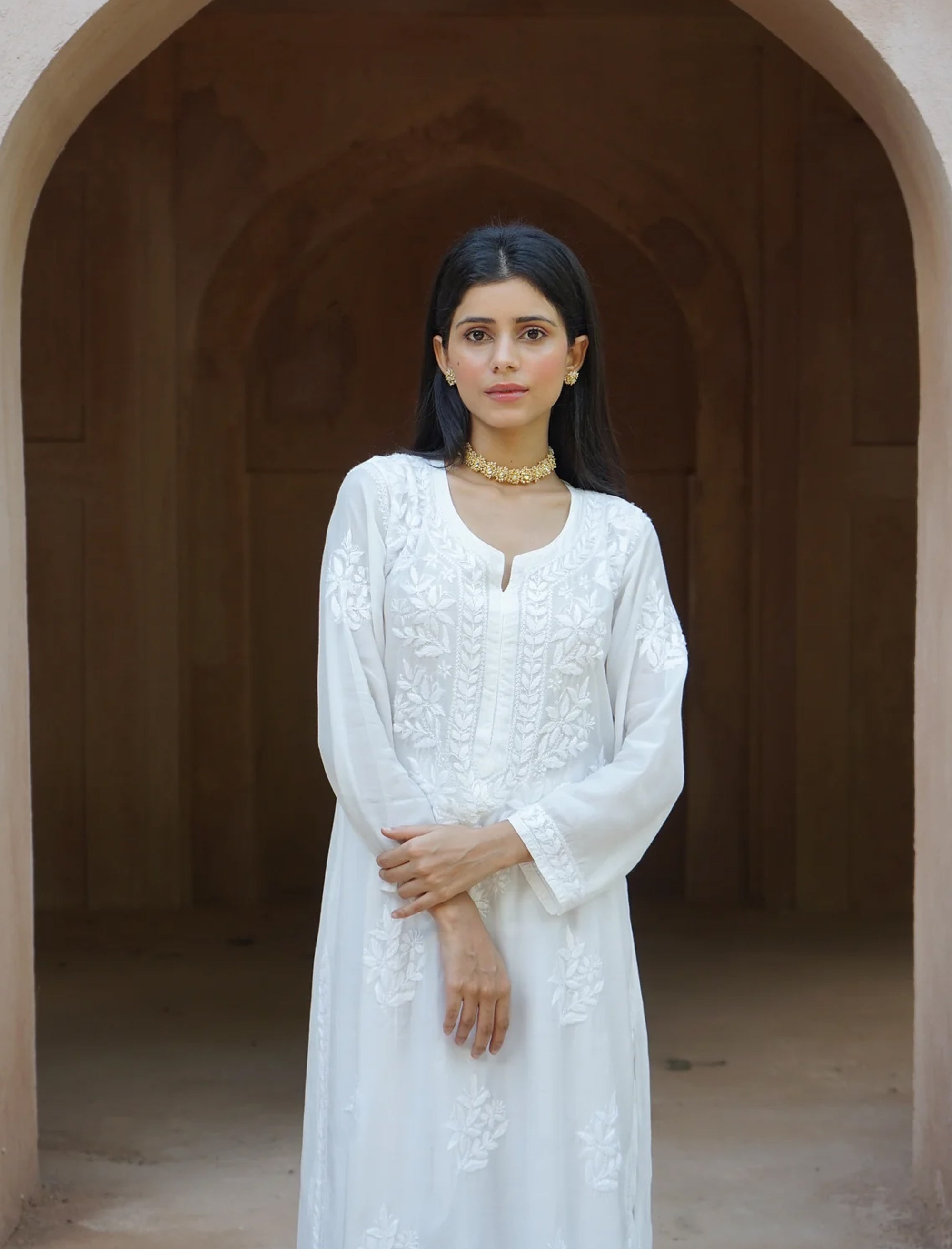 Aafreen_White_on_White_Chikankari_Kurta_shop_Namastay