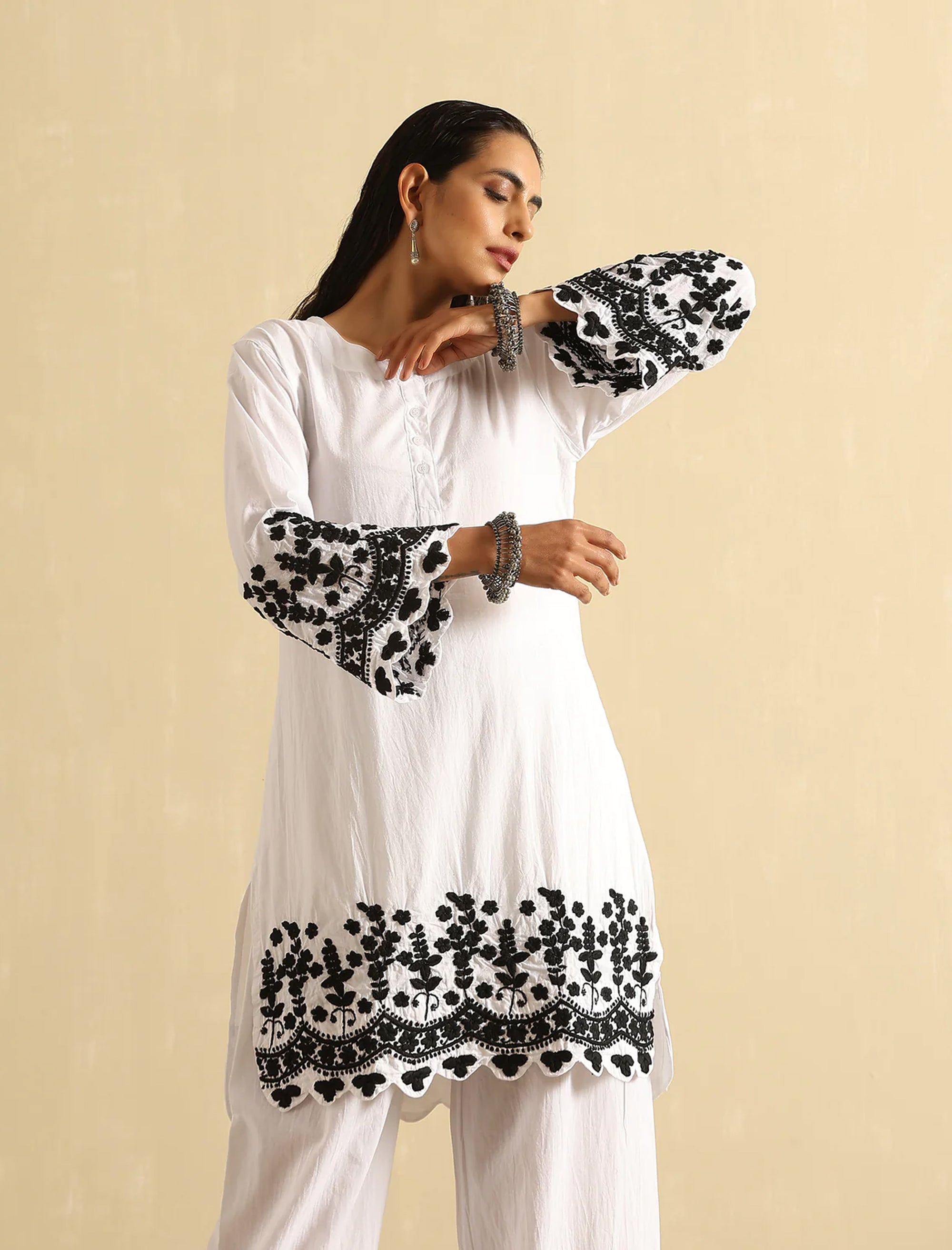 Nazia_white_and_Black_Chikankari_Cotton_Kurta_and_Pants_Set_shop_Namastay