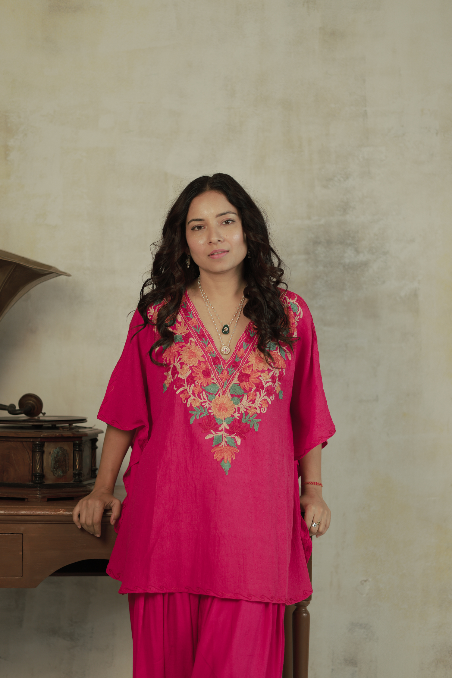 Ashu Sethi In Maya Pink Short Kashmiri Cotton Kaftan Kurta