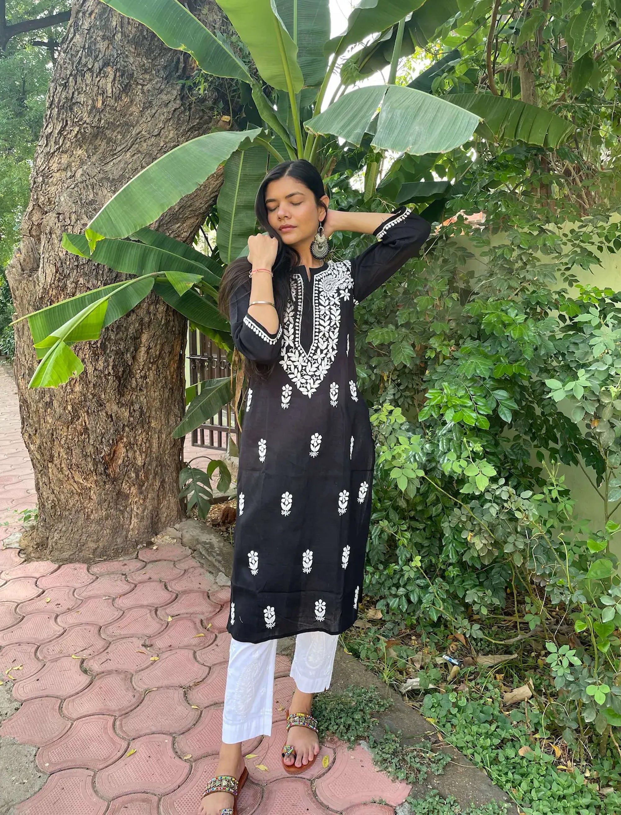 Zainul Monochrome Chikankari Cotton Kurta