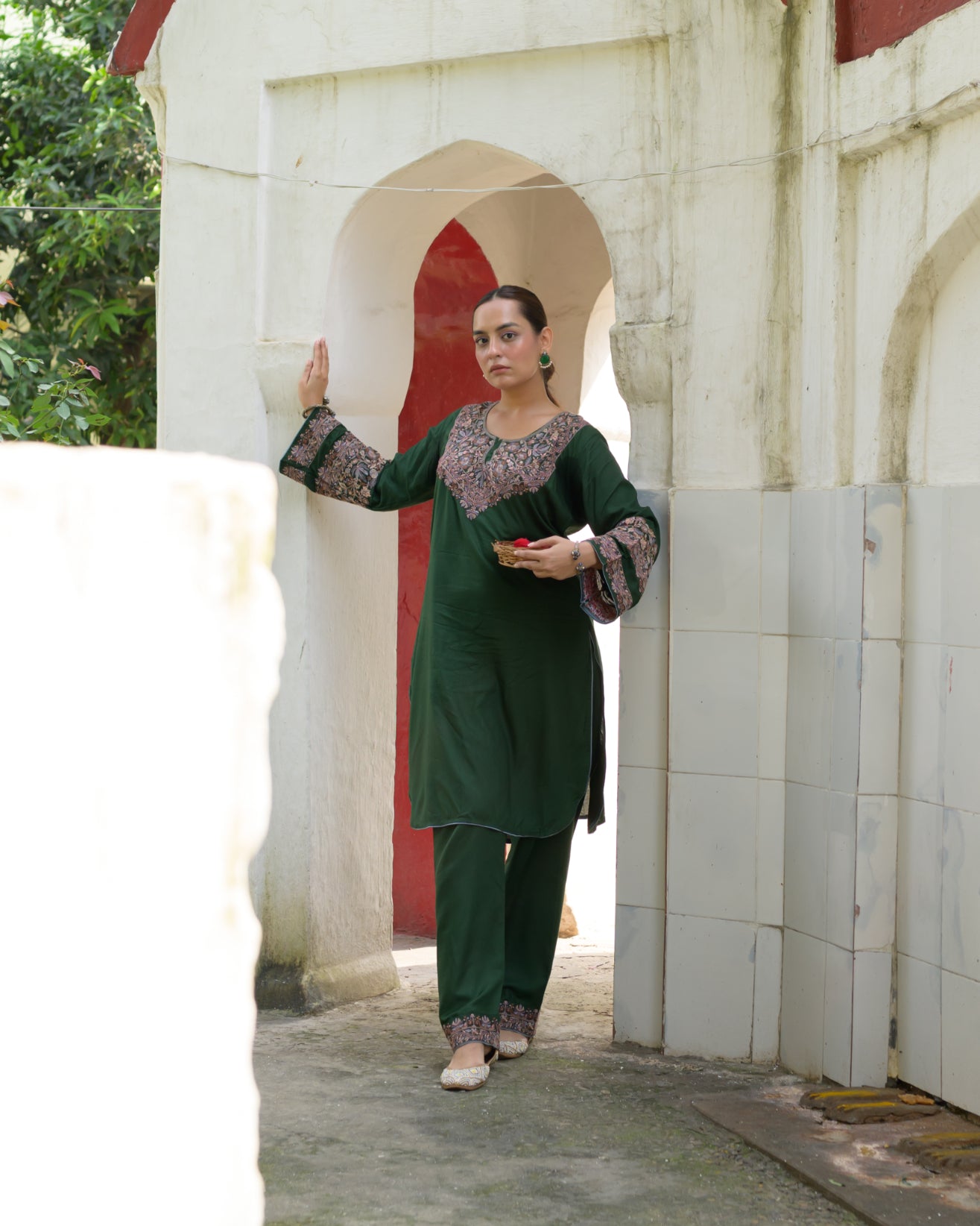 Huda Castleton Green Kashmiri Kurta and Pants Co-ord Set