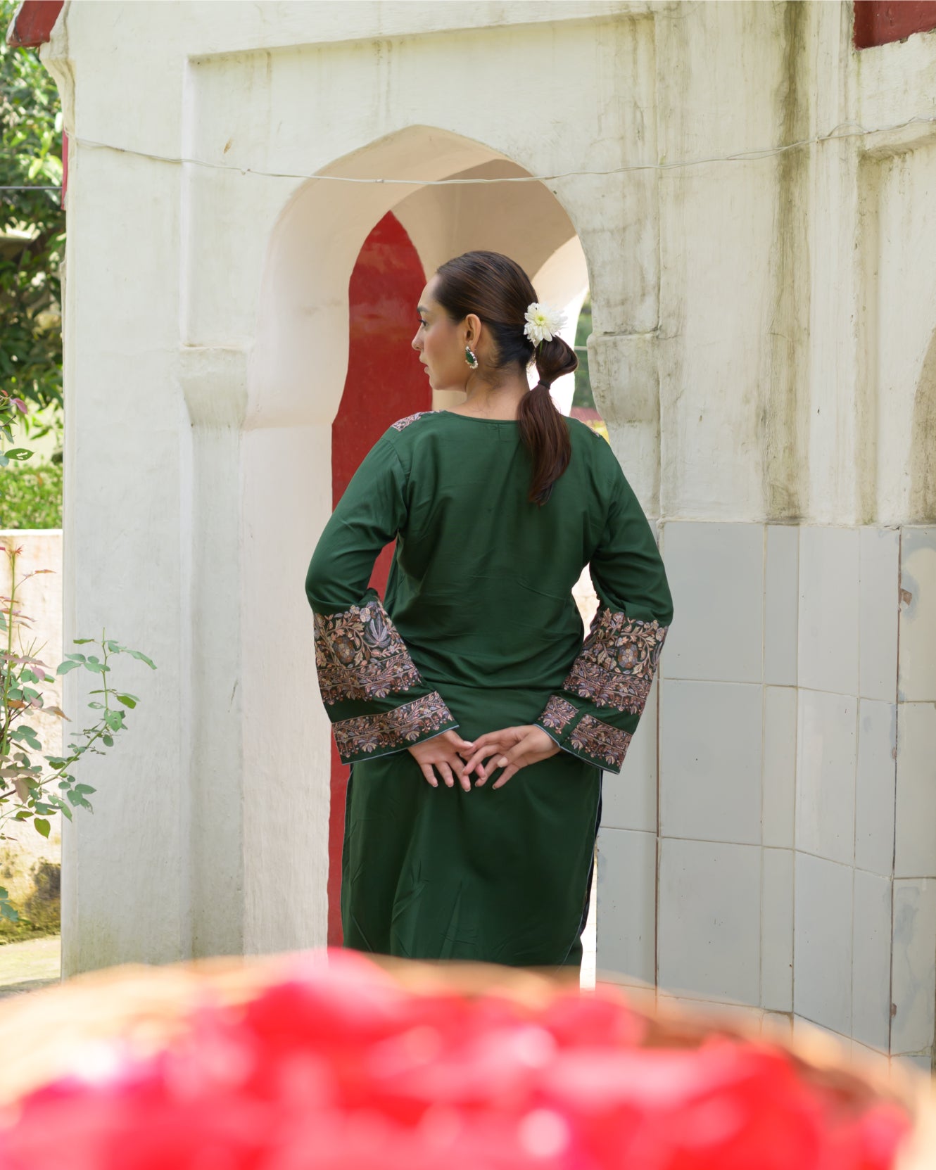 Huda Castleton Green Kashmiri Kurta and Pants Co-ord Set