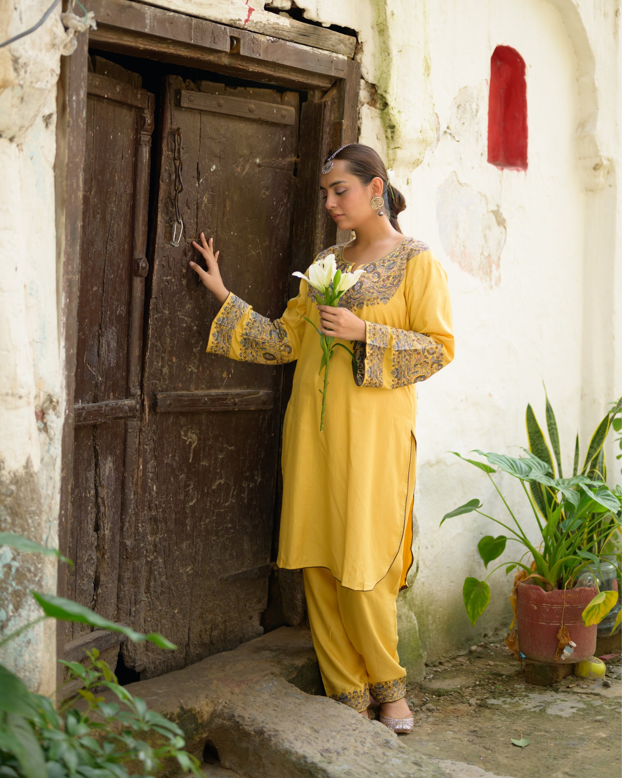 Iman Biscotti Yellow Kashmiri Kurta Co-ord with Pants Set