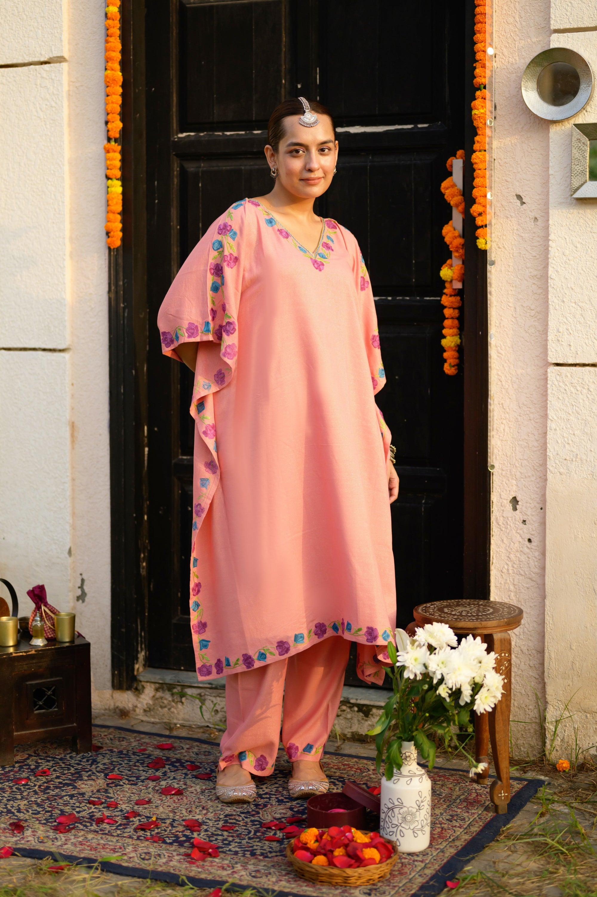 Laiba Pink Kashmiri Kaftan Kurta Set with Pants