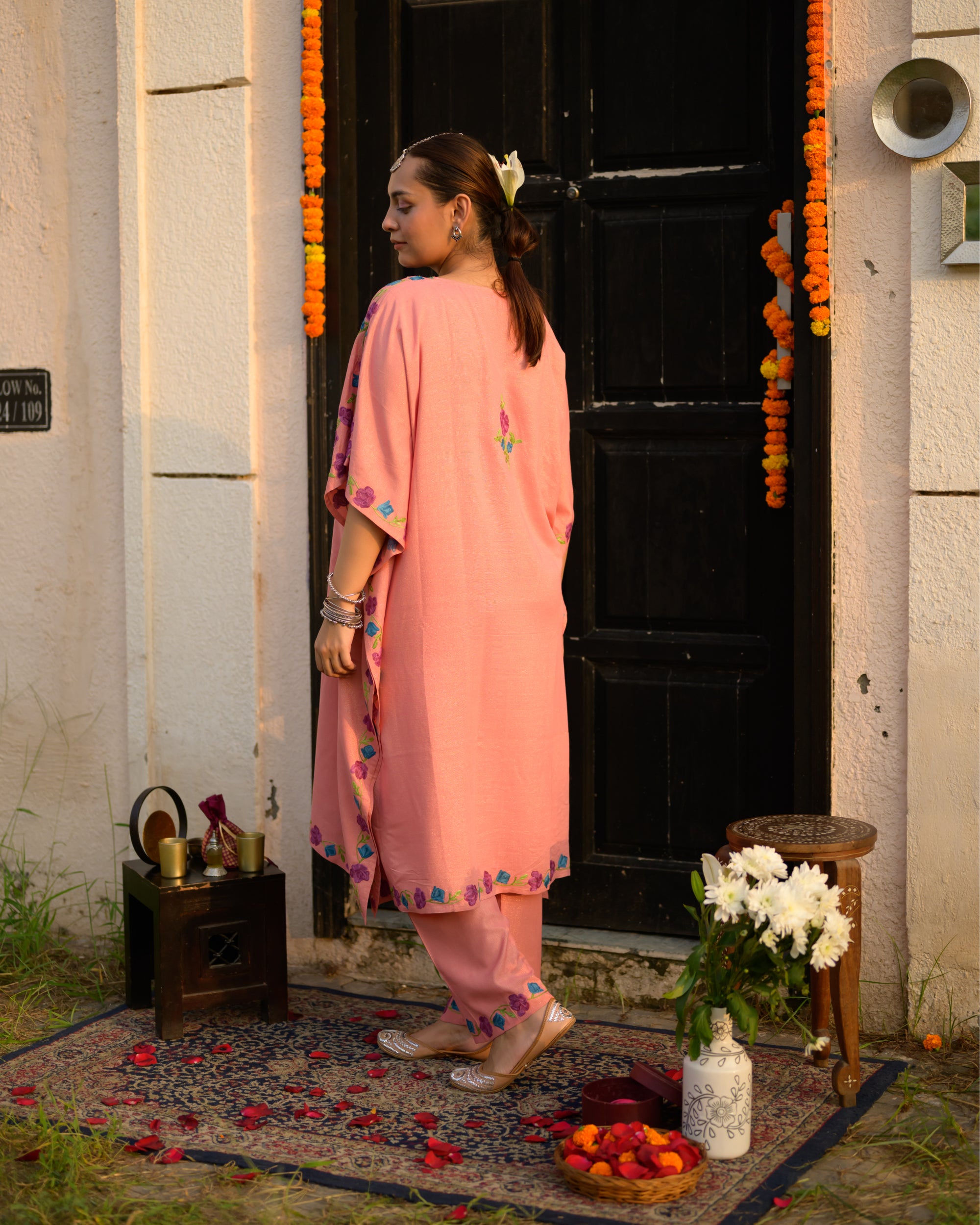 Laiba Pink Kashmiri Kaftan Kurta Set with Pants