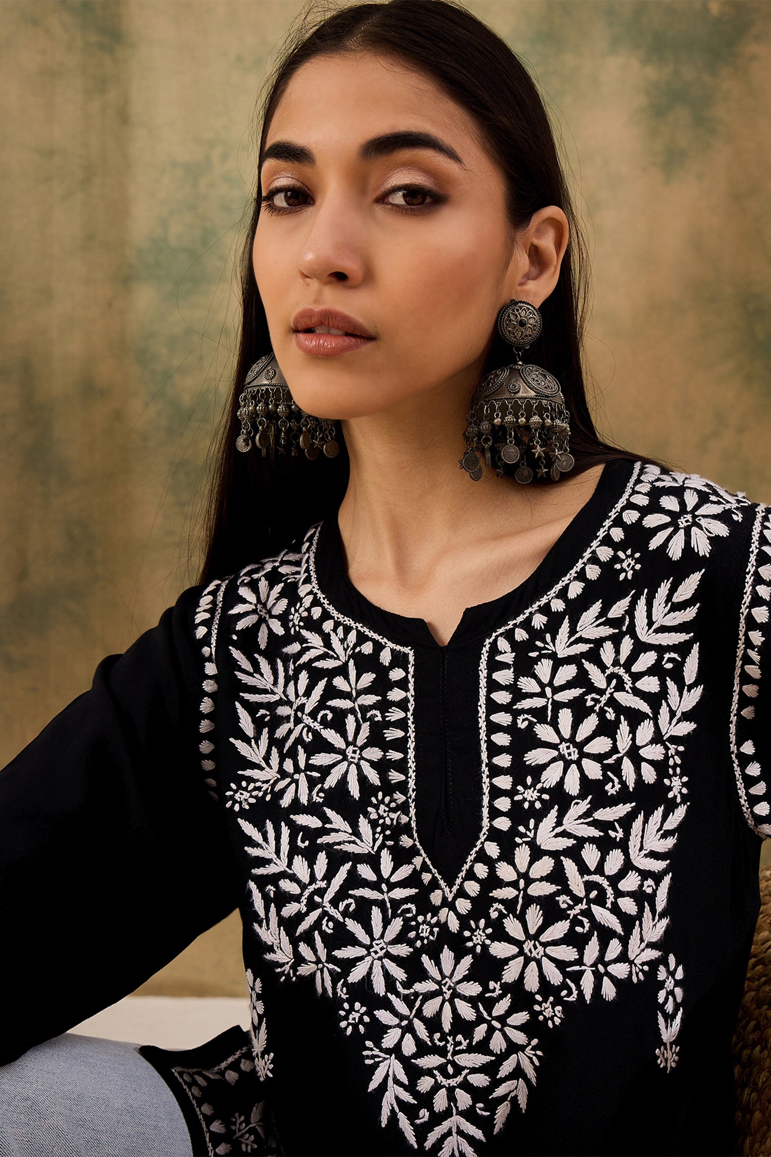 Hiba_Black_Chikankari_Short_Kurta_shop_Namastay