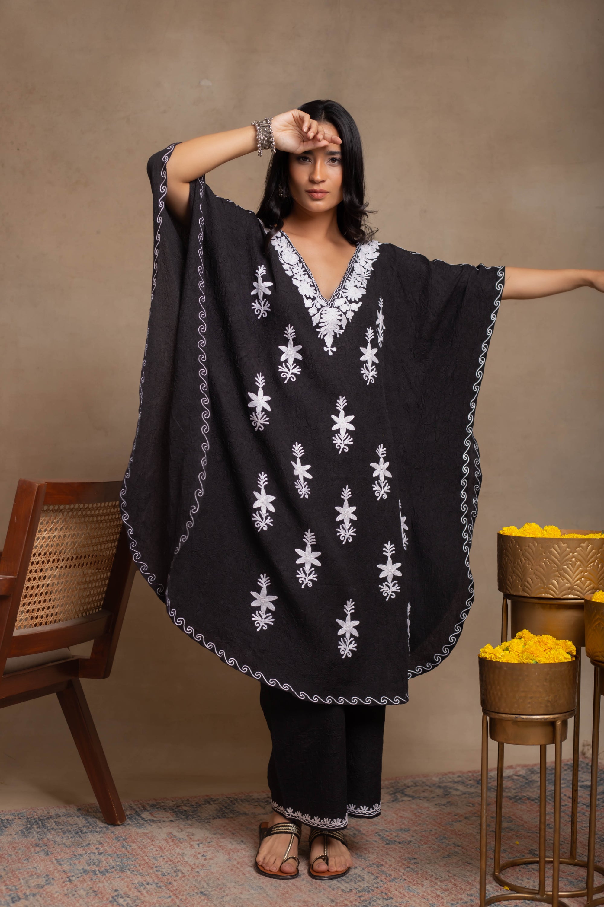 Mahreen_Black_Kashmiri_Cotton_Kaftan_Coord_Set_shop_Namastay