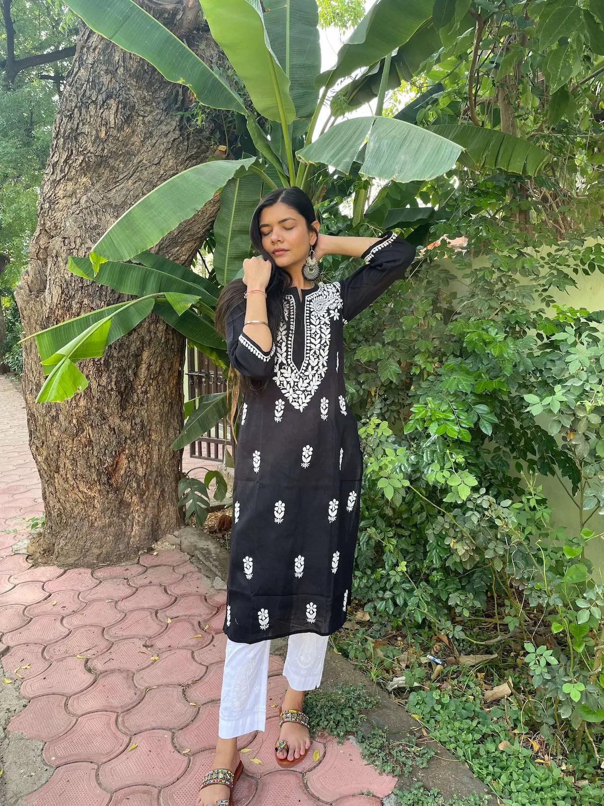 black monochrome chikan kurta 2