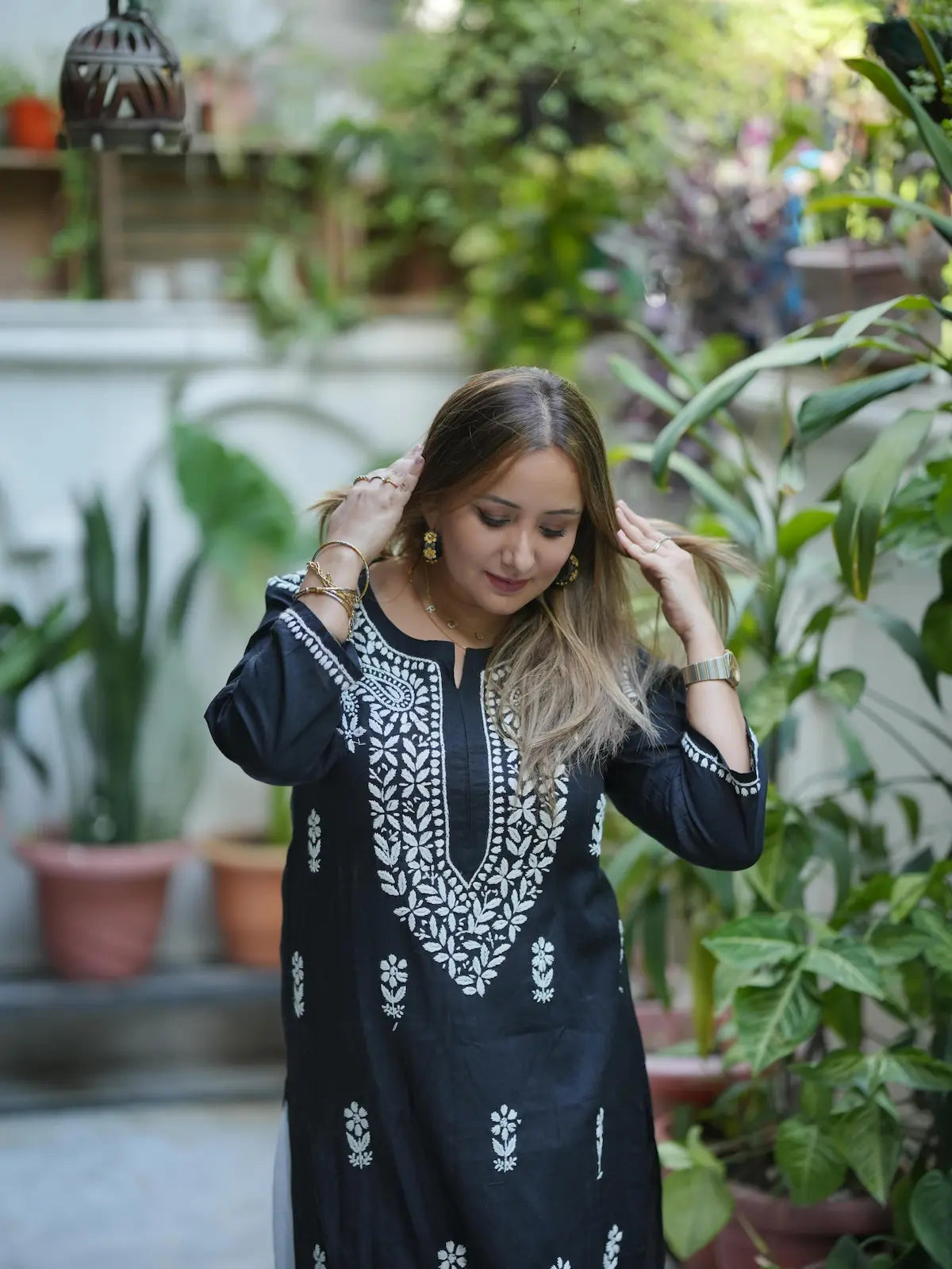 black monochrome chikan kurta 3