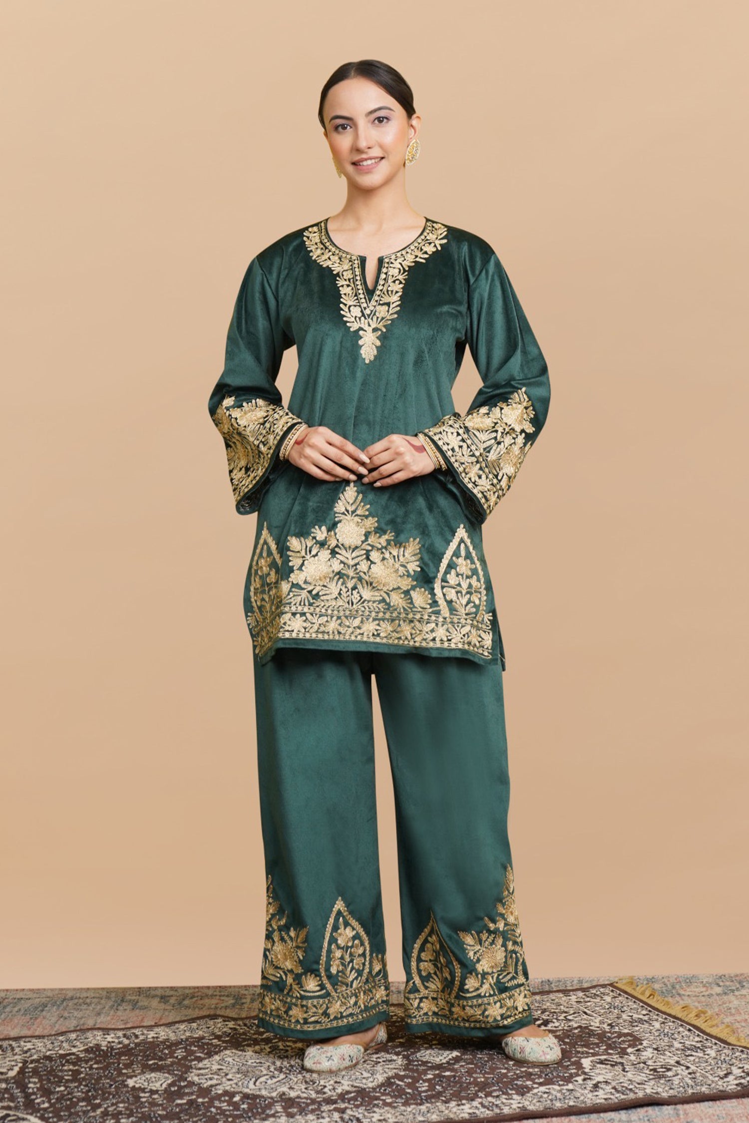 Malika_Zari_Embroidered_Green_Velvet_Coord_Kurta_Set_shop_Namastay