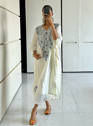 Chikankari_kurta_sets_for_women