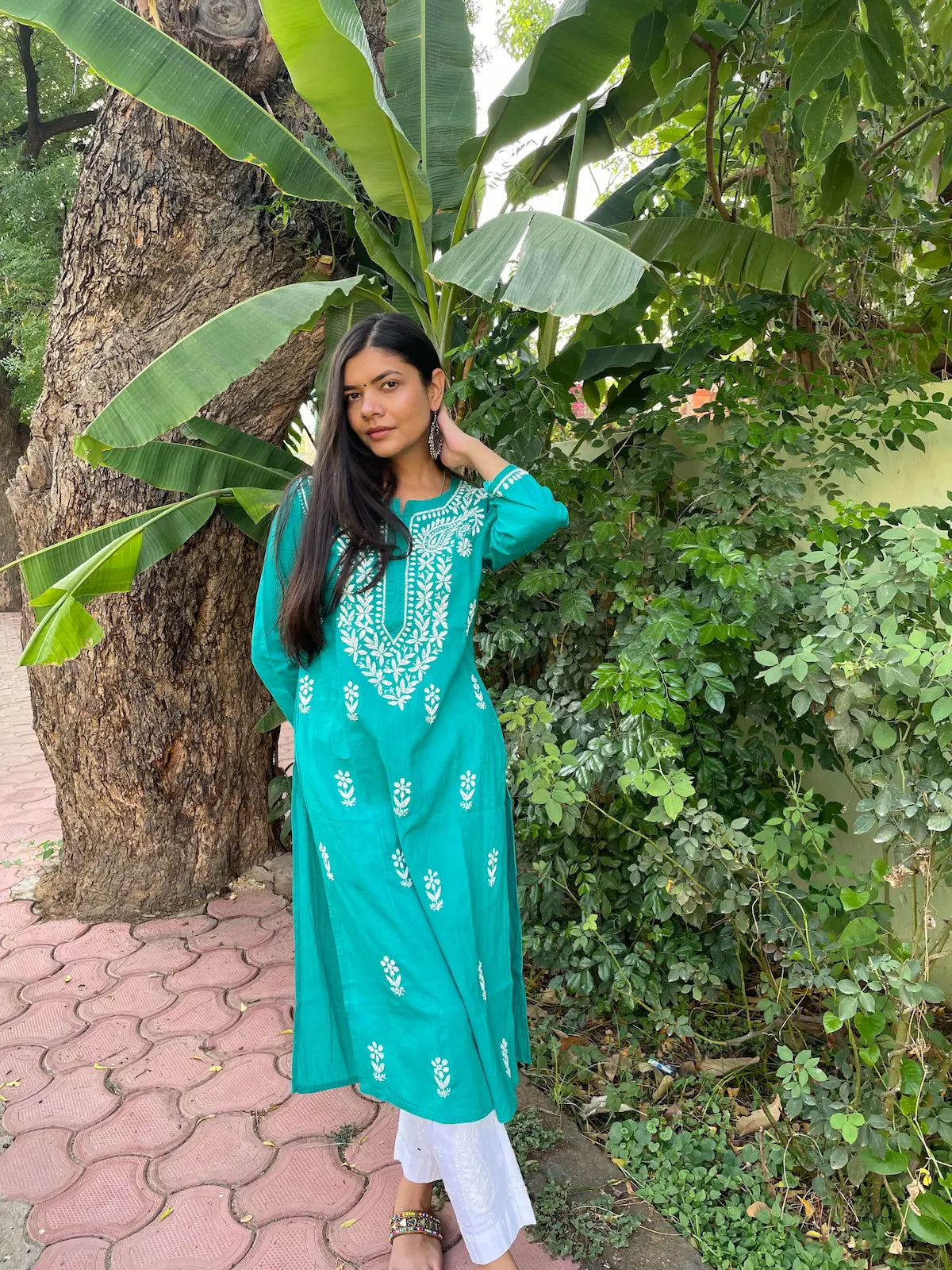 teal green chikankari kurta 2