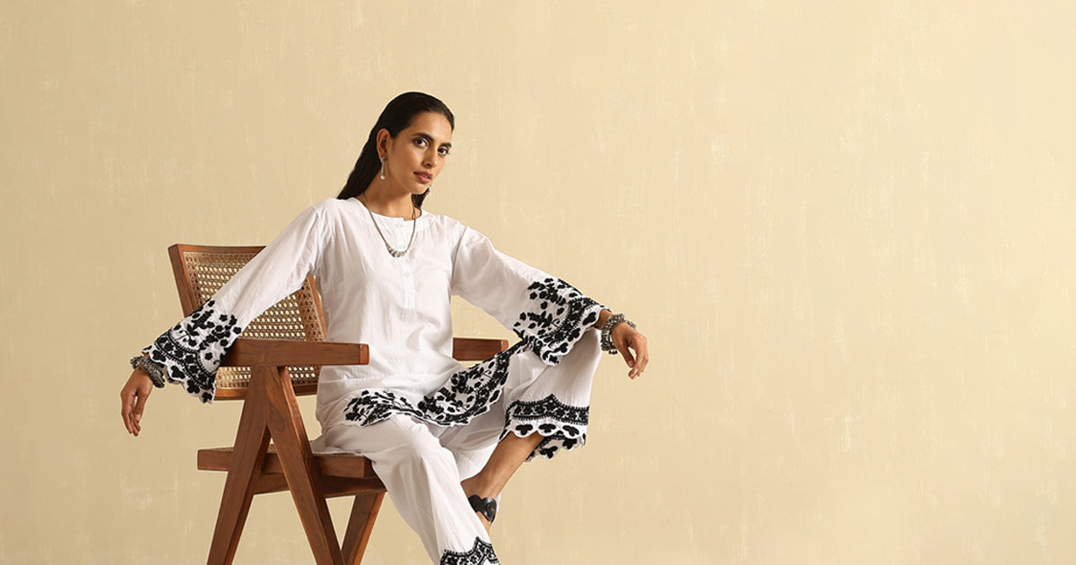 Exploring Ethnic Chic: Embracing Traditional Women's Kurti Sets