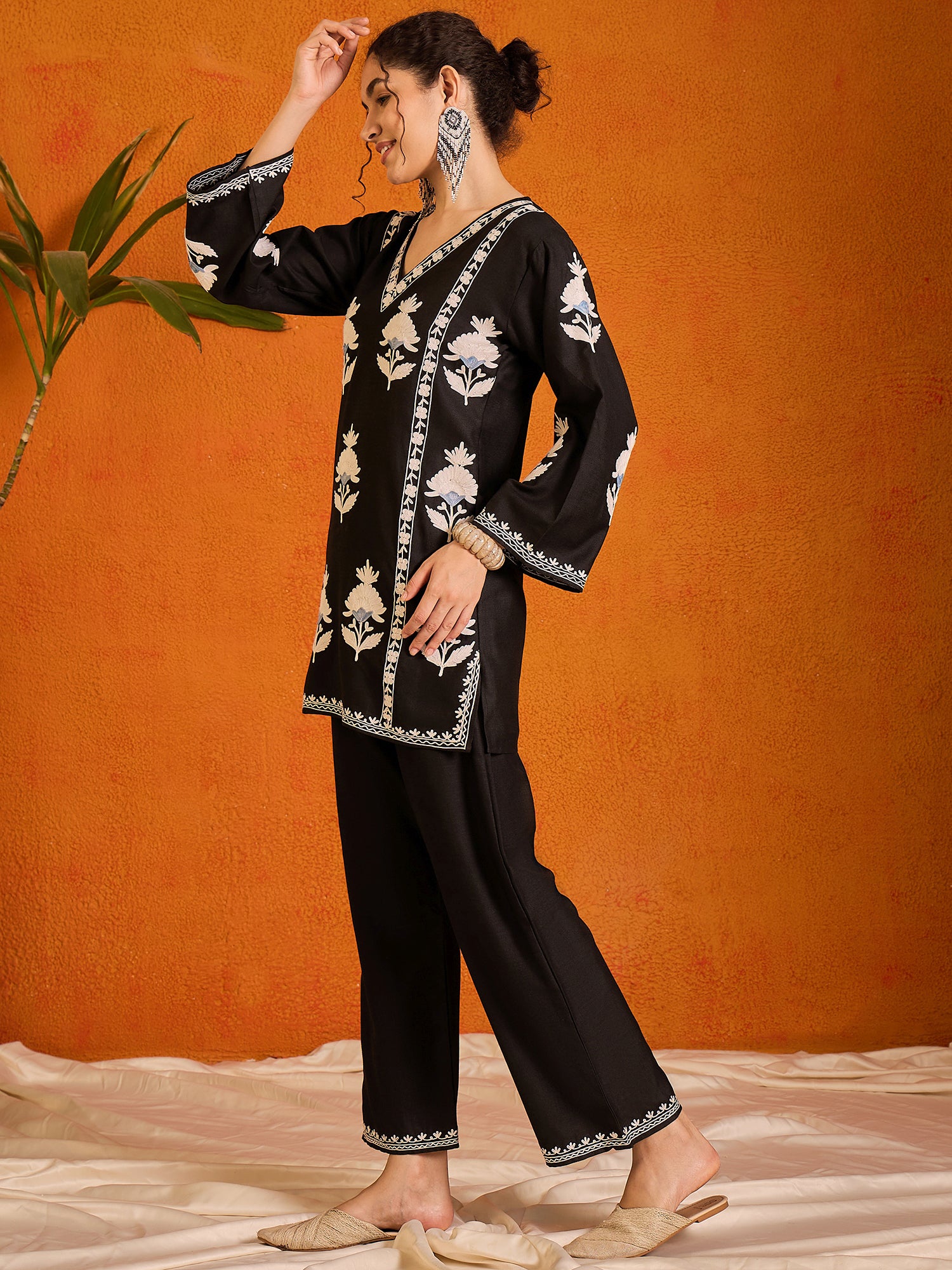 Aiza_Cotton_Kashmiri_Kurta_Co-ord_Set_shop_Namastay