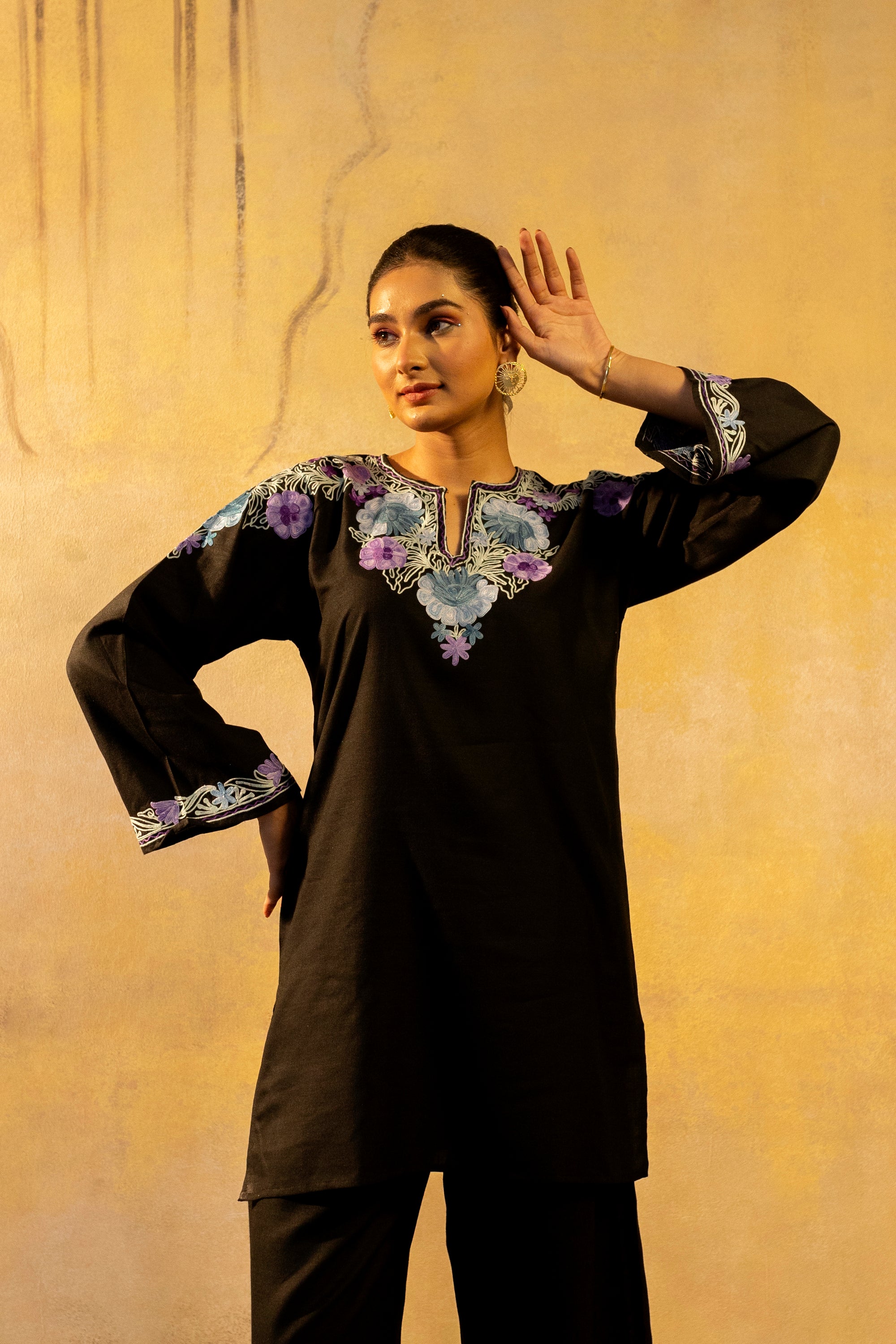 Galantea_Black_Kashmiri_Cotton_Kurta_Pants_Coord_Set_shop_Namastay