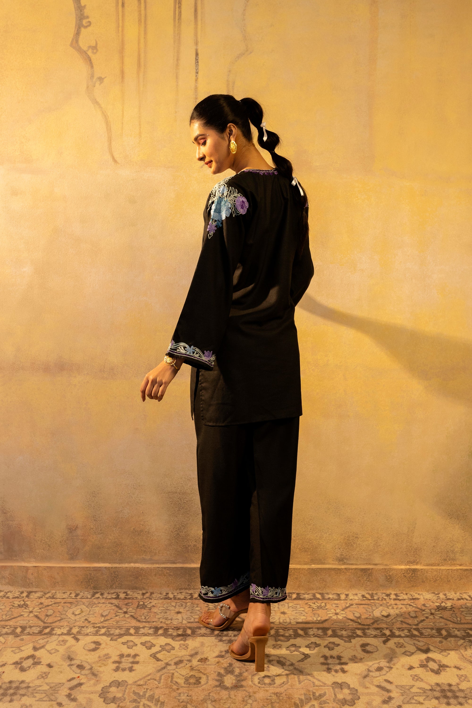 Galantea_Black_Kashmiri_Cotton_Kurta_Pants_Coord_Set_shop_Namastay