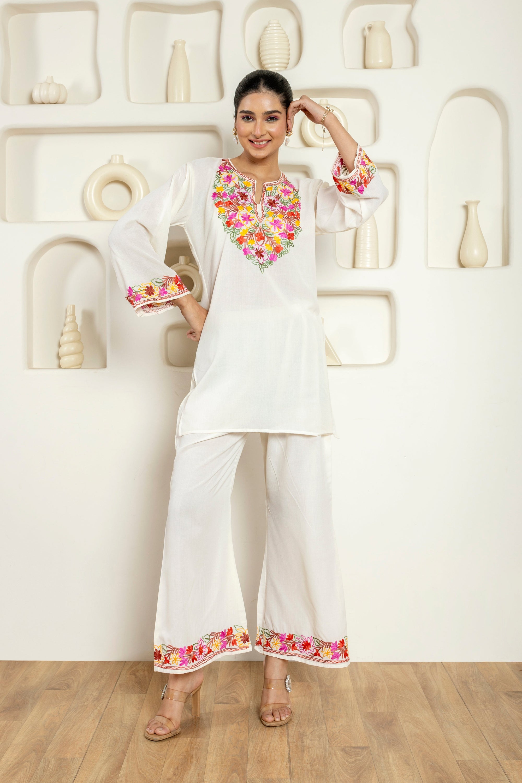 XoXo_White_Kashmiri_Coord_Cotton_Kurta_Pants_Set_shop_Namastay