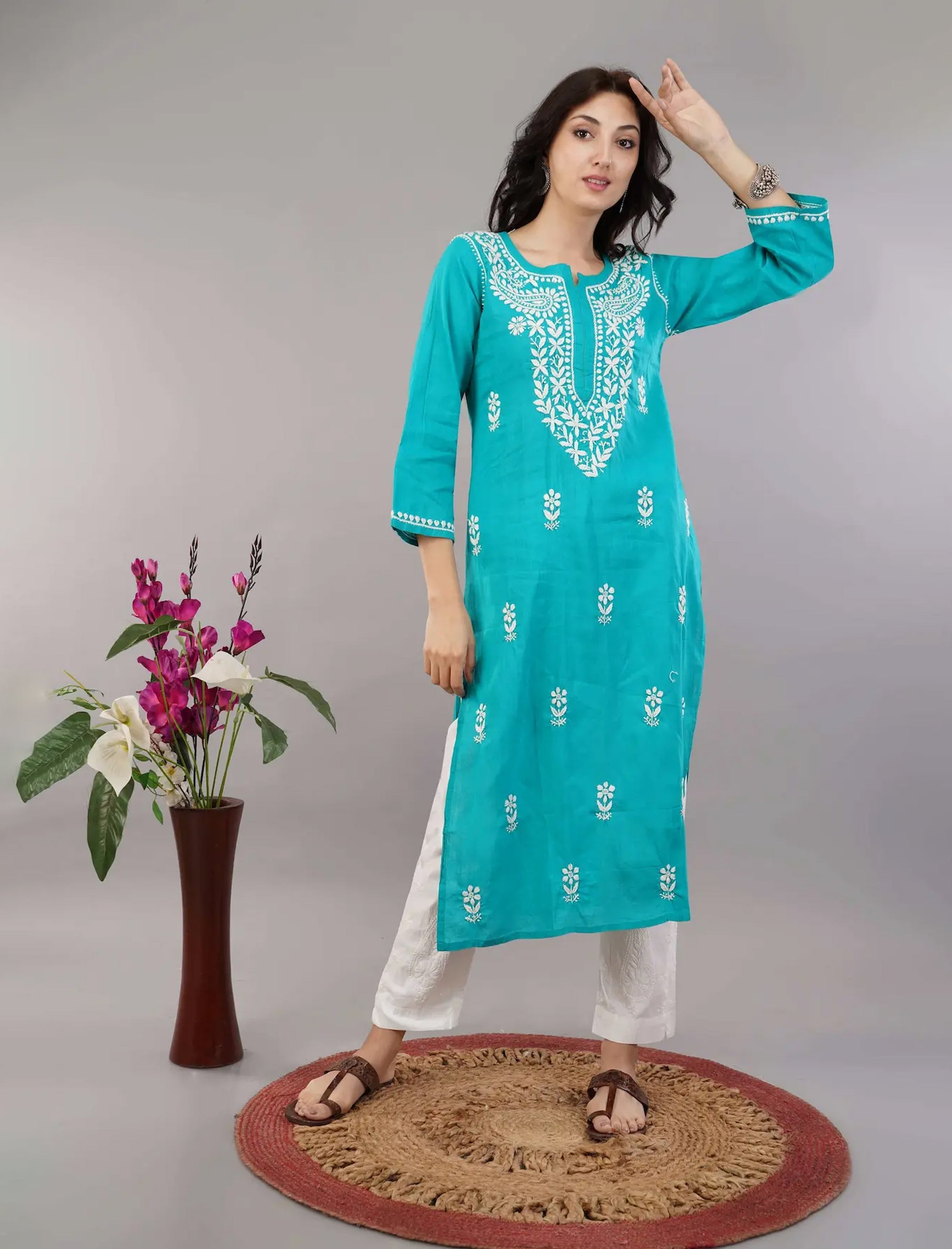 Aasma_Chikankari_Cotton_Kurta_shop_Namastay