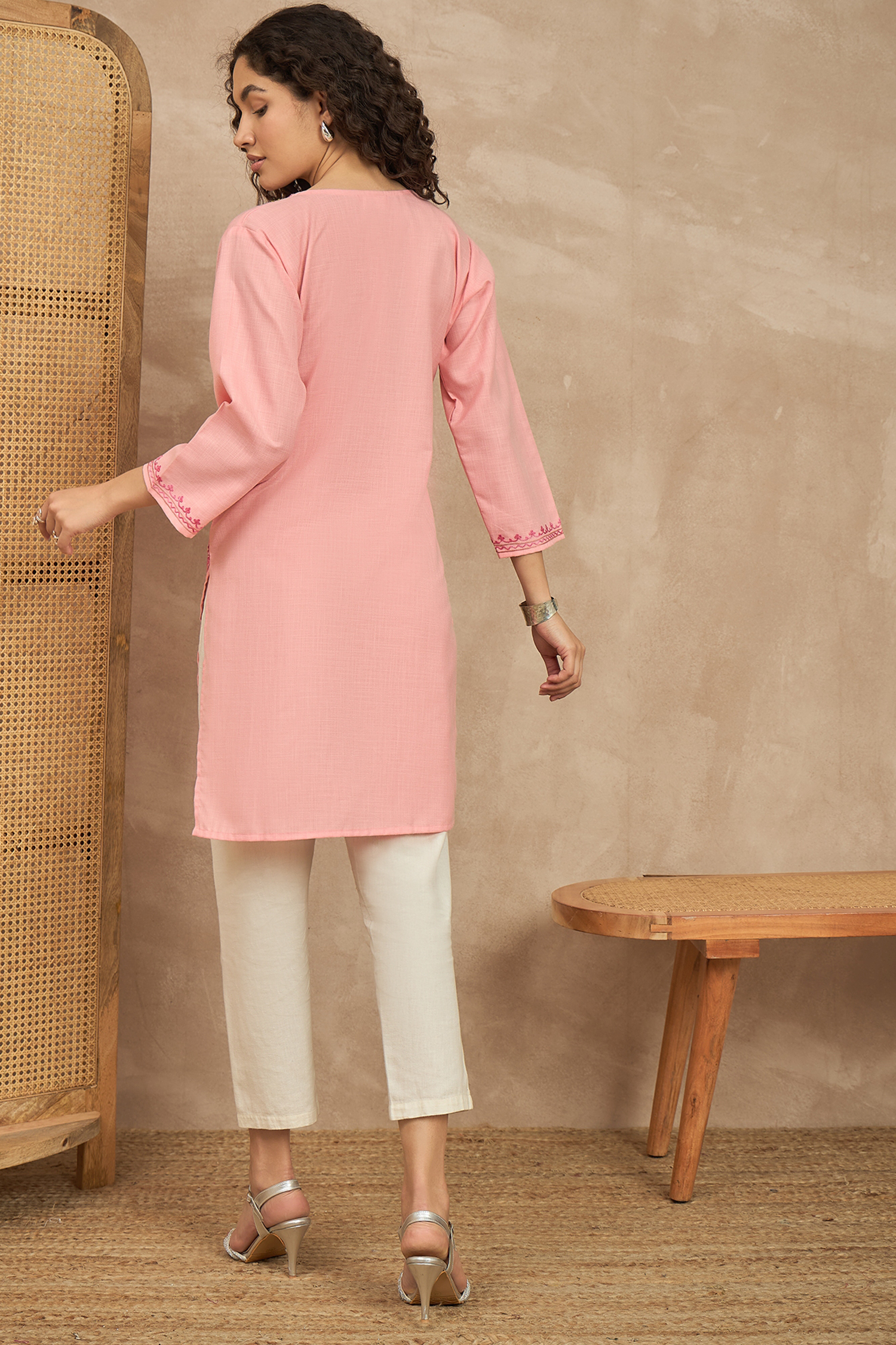 Mehak_Pink_Kashmiri_Kurta_-_Long_shop_Namastay