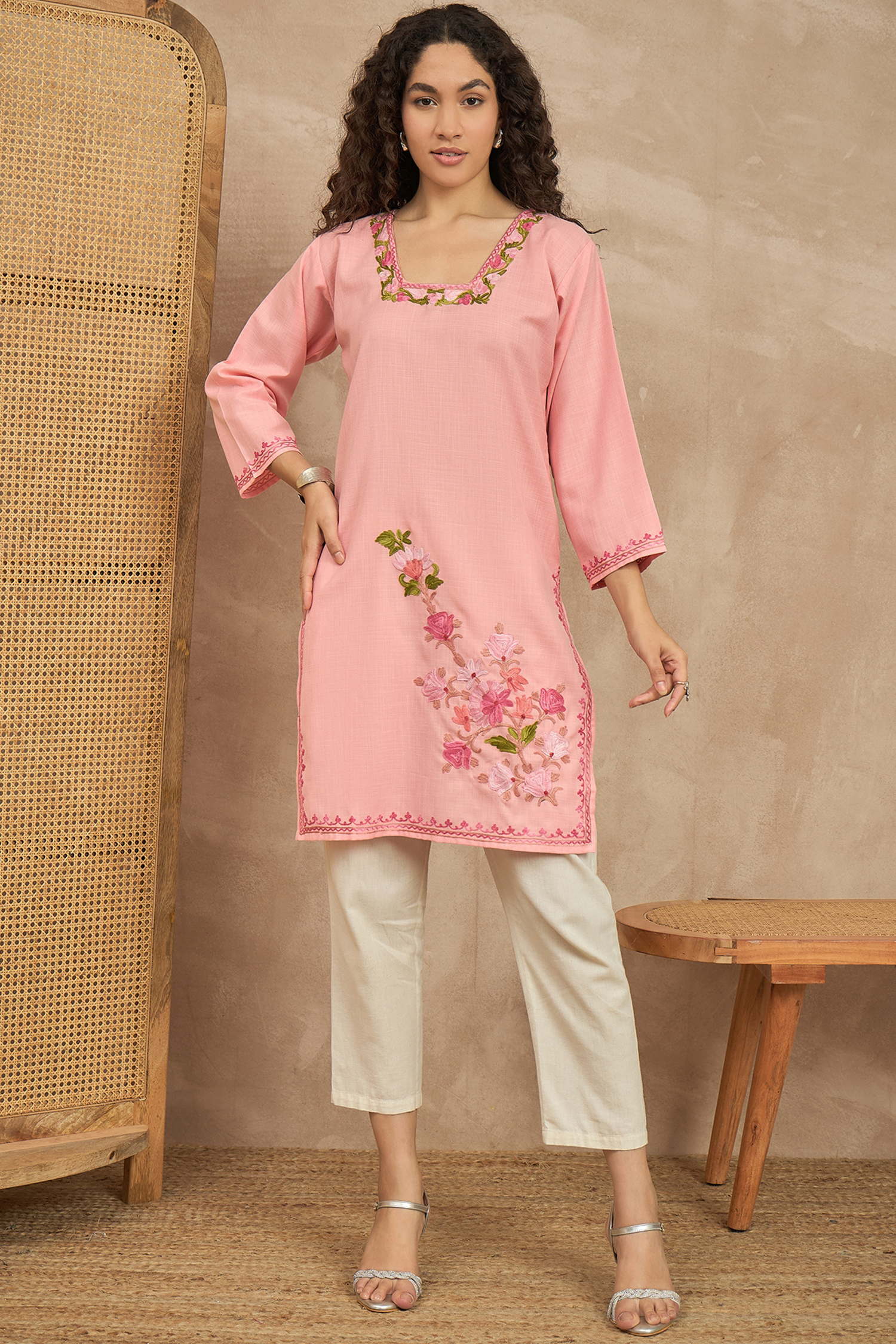 Mehak_Pink_Kashmiri_Kurta_-_Long_shop_Namastay