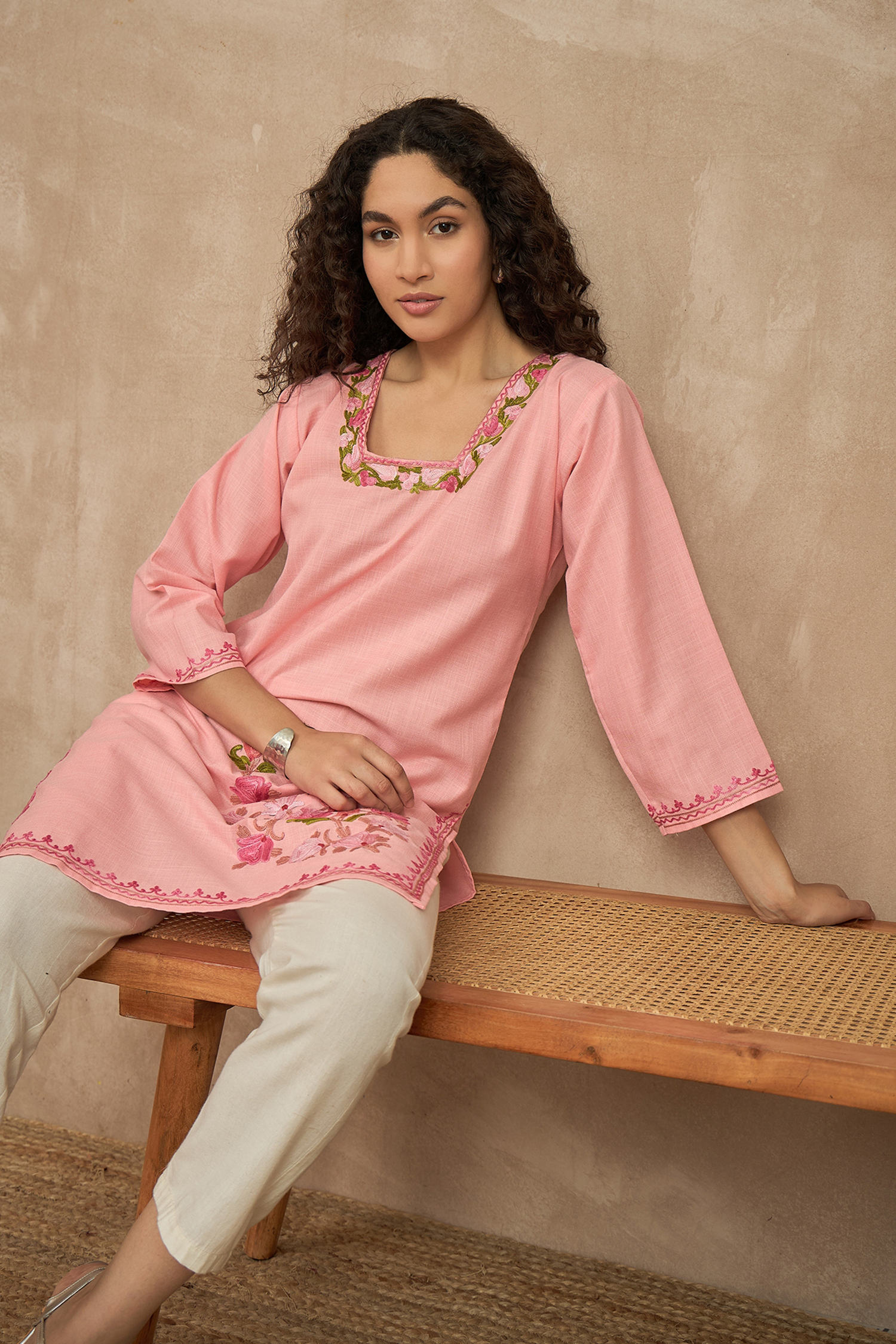 Mehak_Pink_Kashmiri_Kurta_-_Long_shop_Namastay