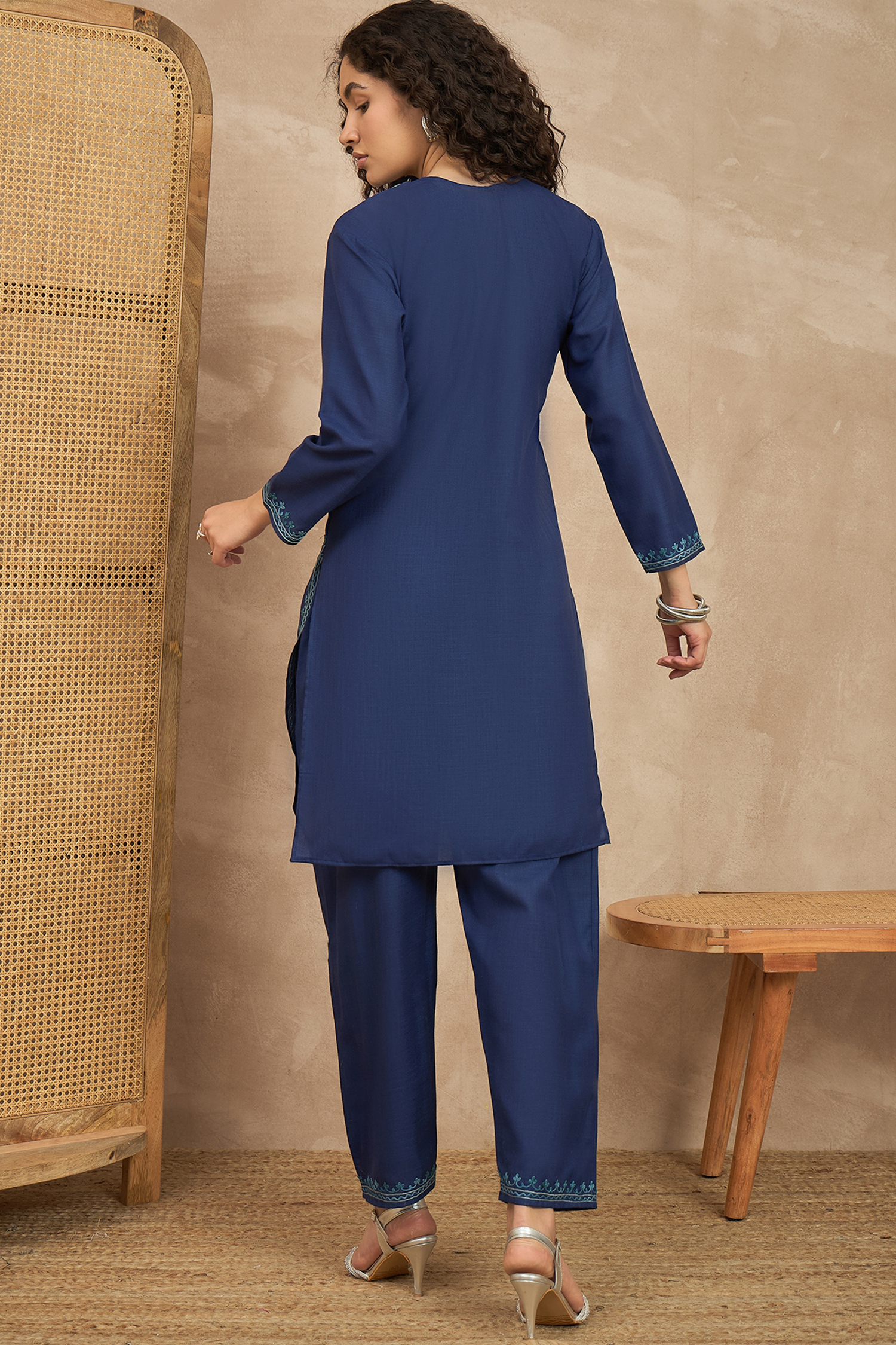 Lata Blue Kashmiri Kurta Set