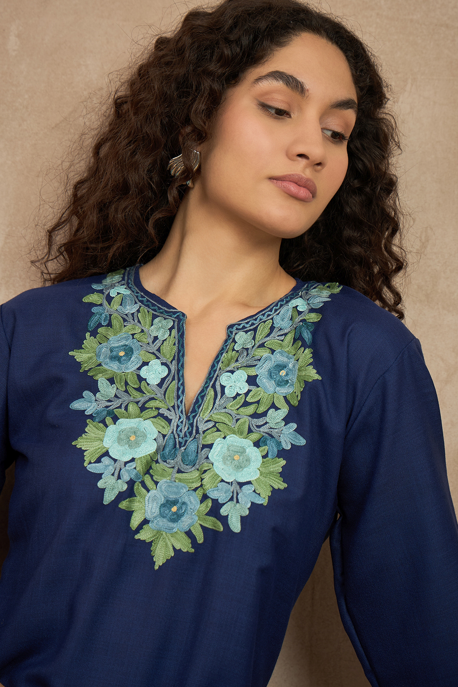 Lata_Blue_Kashmiri_Kurta_Set_shop_Namastay