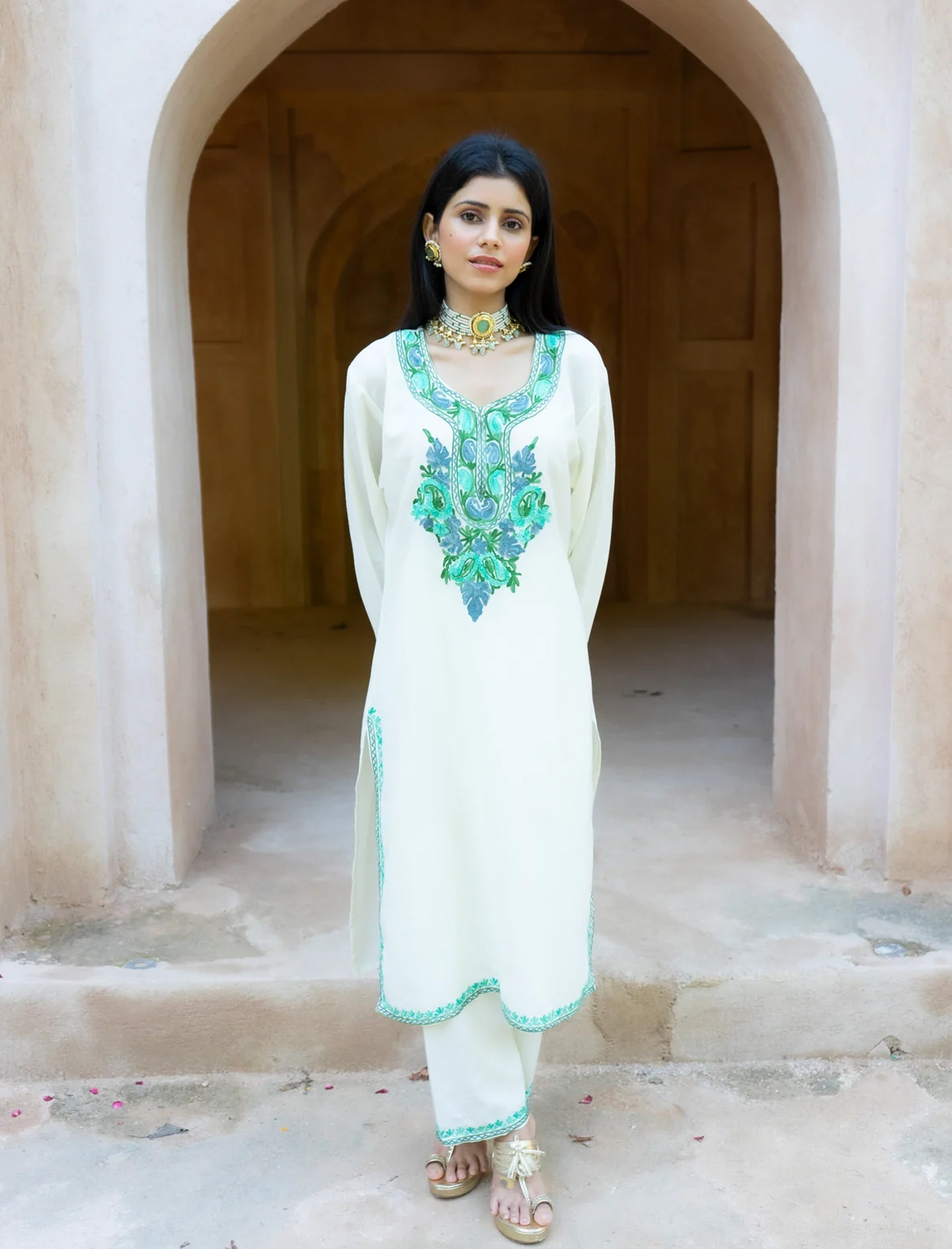 Eira_Cotton_Kashmiri_Phiran_Kurta_and_Palazzo_Set_no_shop_Namastay