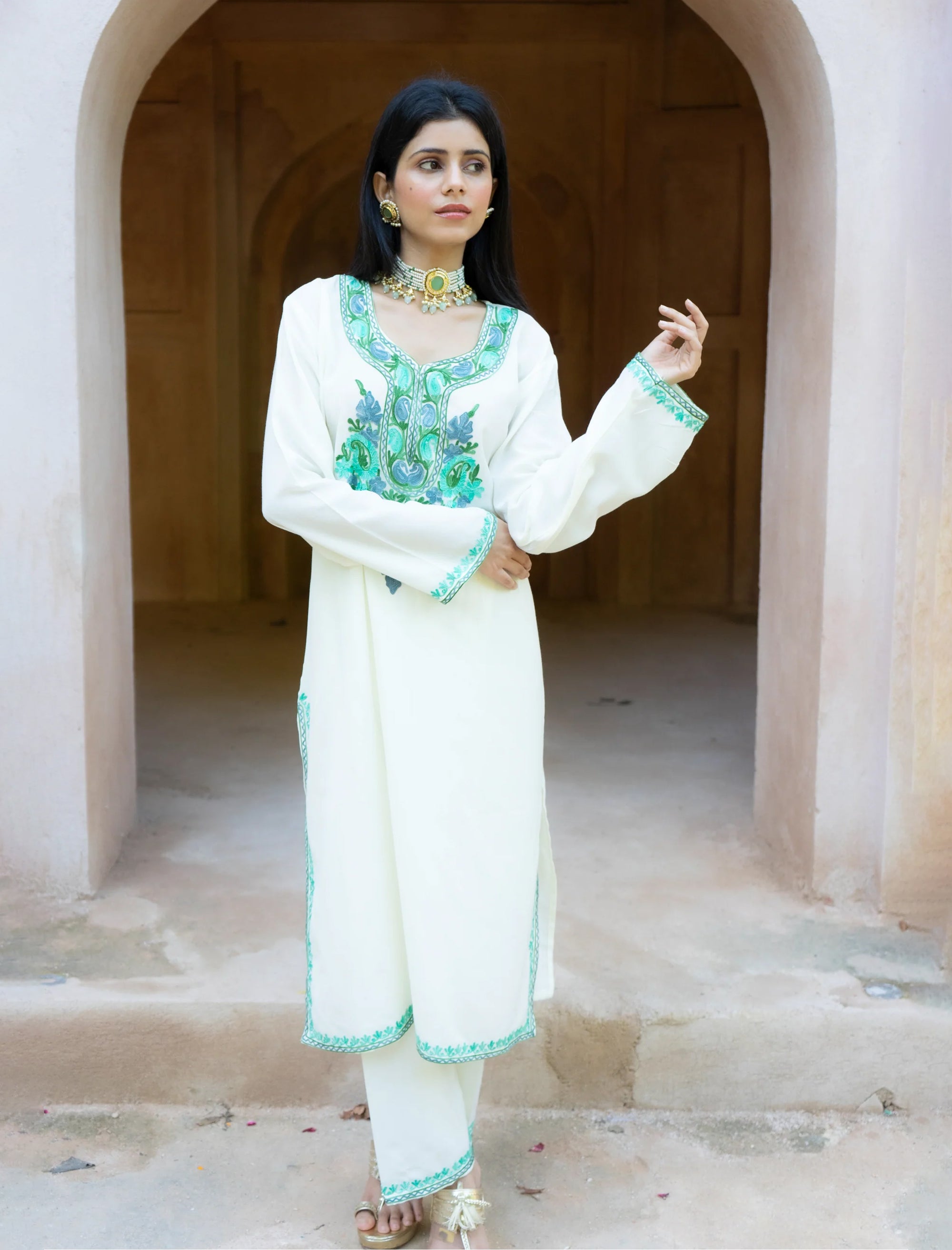 Eira_Cotton_Kashmiri_Phiran_Kurta_and_Palazzo_Set_no_shop_Namastay