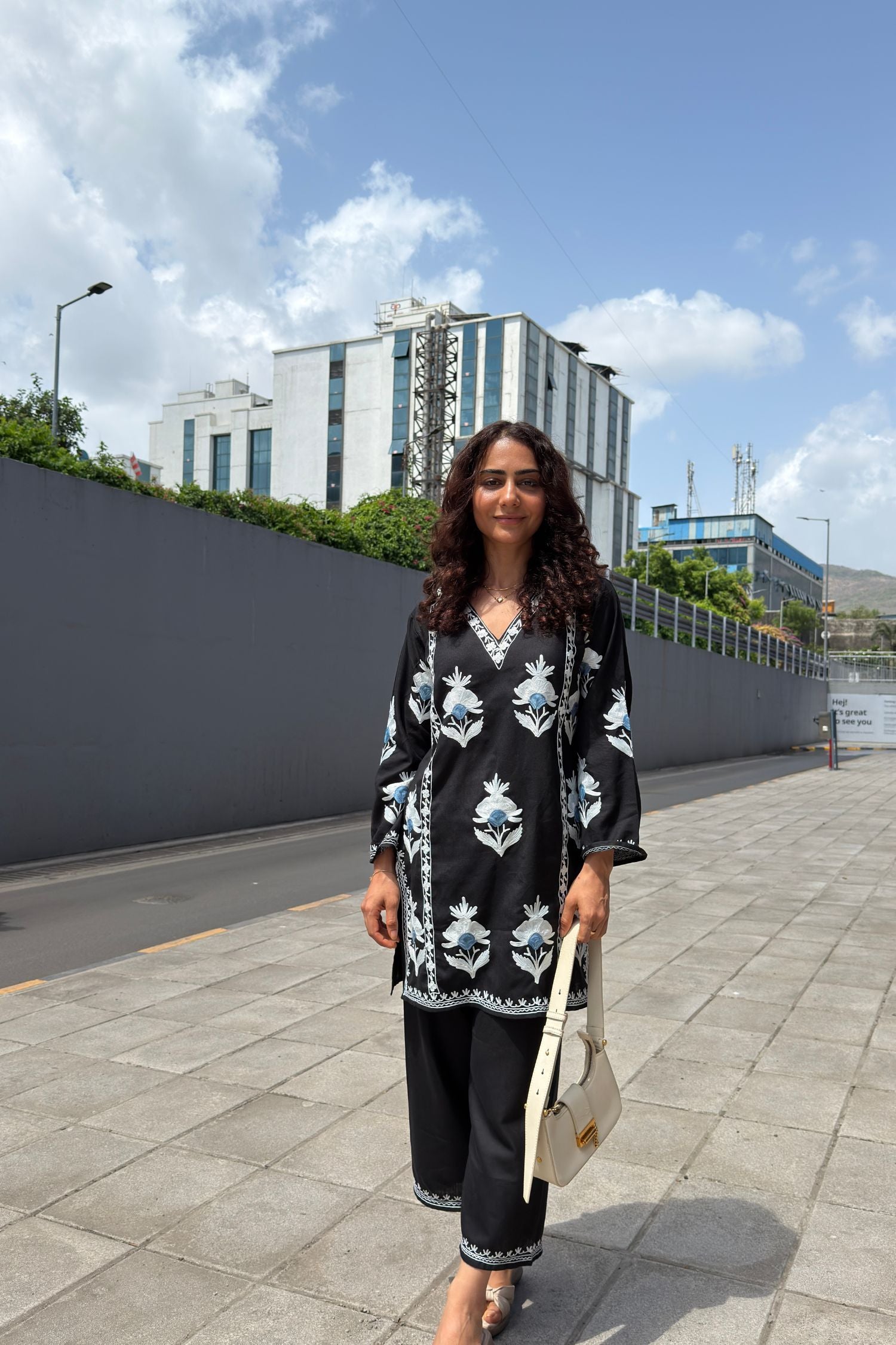 Simmy Goraya in Aiza Cotton Kashmiri Kurta Co-ord Set