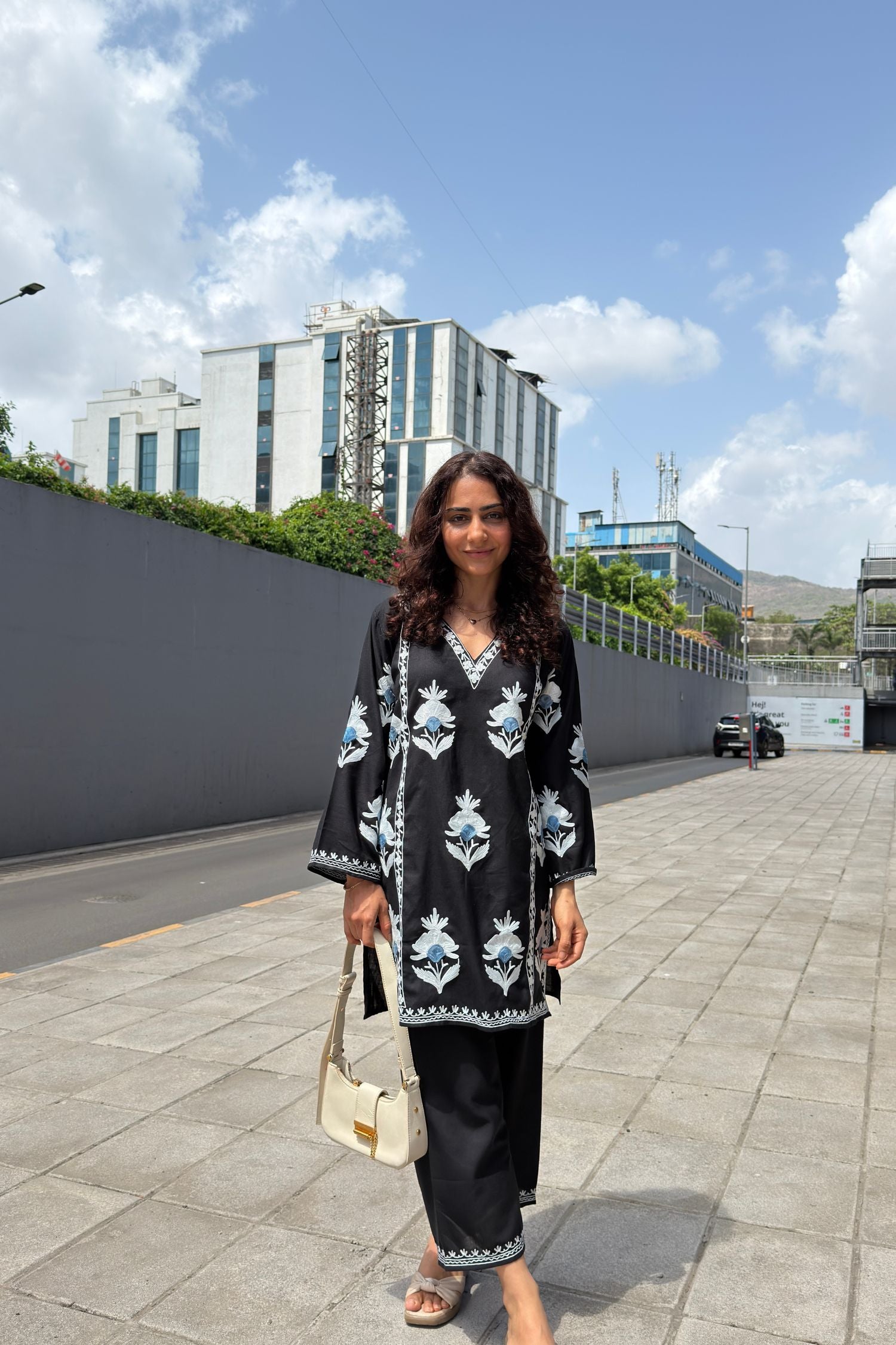 Simmy Goraya in Aiza Cotton Kashmiri Kurta Co-ord Set