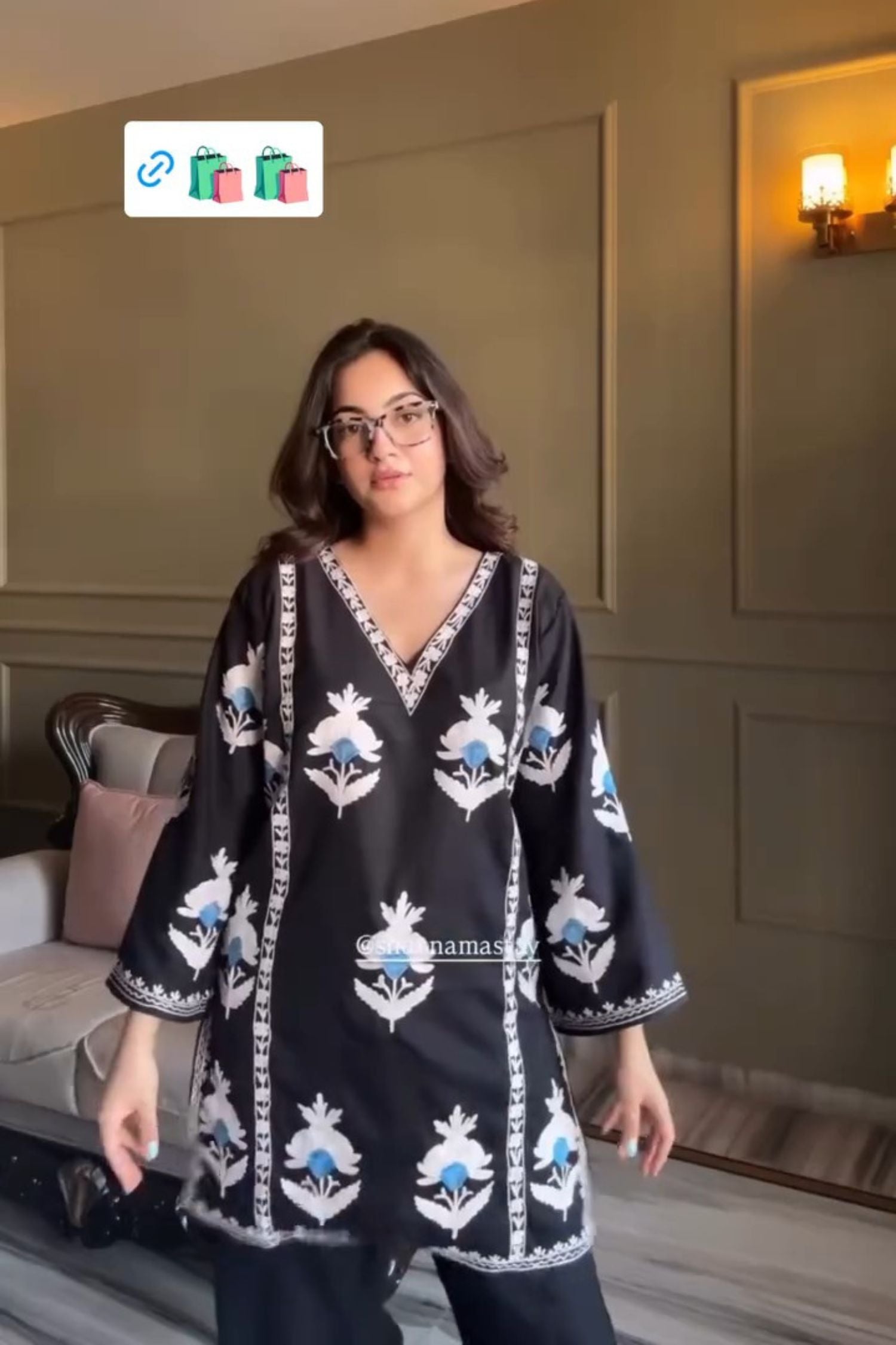 Jannat khurana In Aiza Cotton Kashmiri Kurta Co-ord Set