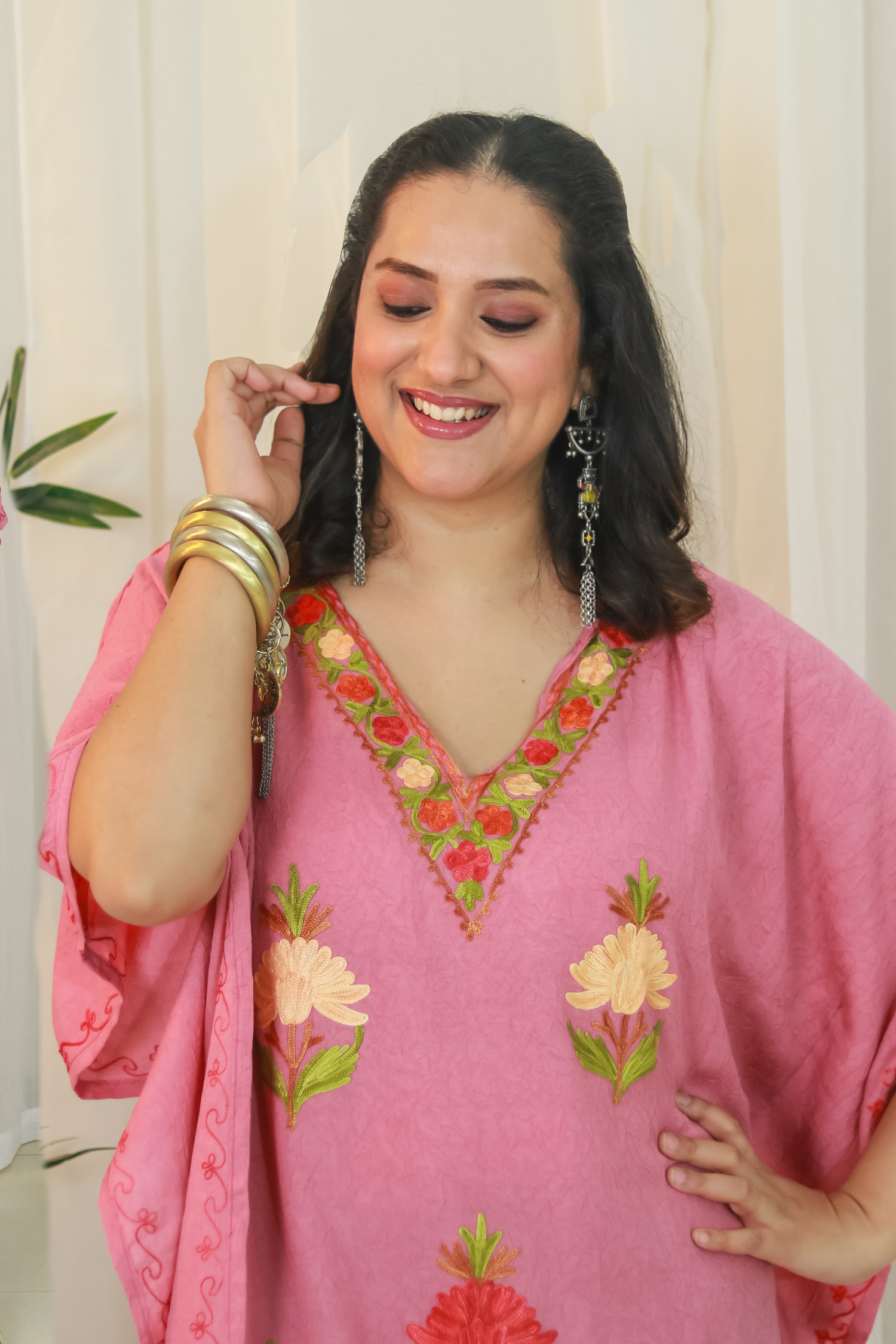 Megha Bahuguna In Pretty Peach Kashmiri Summer Short Cotton Kaftan