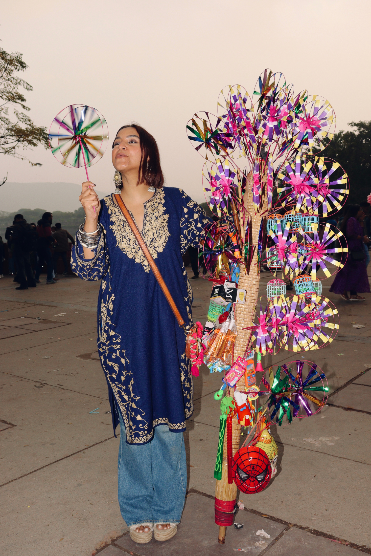 Sapna Rai In Amal Kashmiri Woollen Phiran