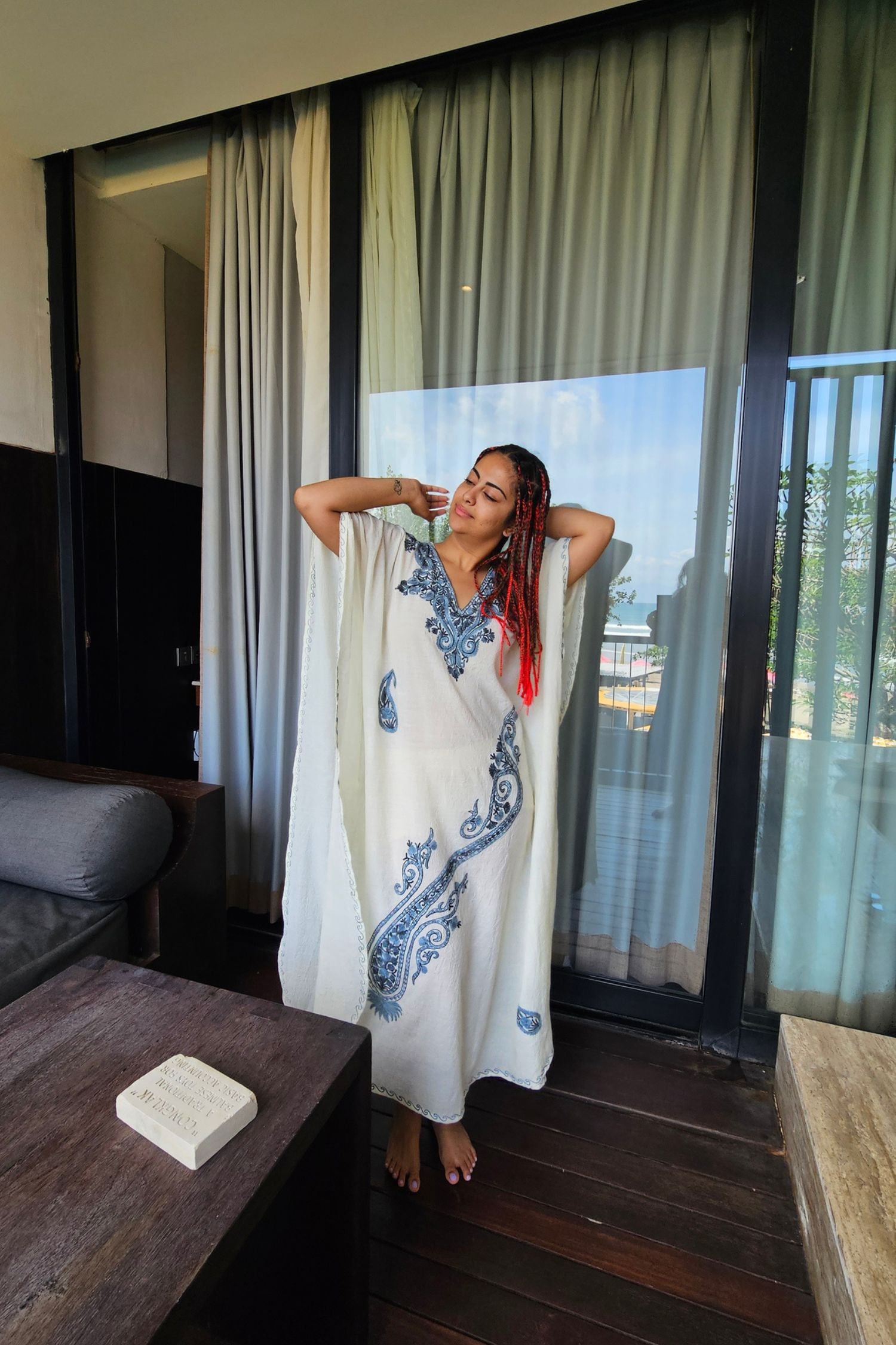 Avika Gor In Ivory Kashmiri Embroidered Long Cotton Kaftan