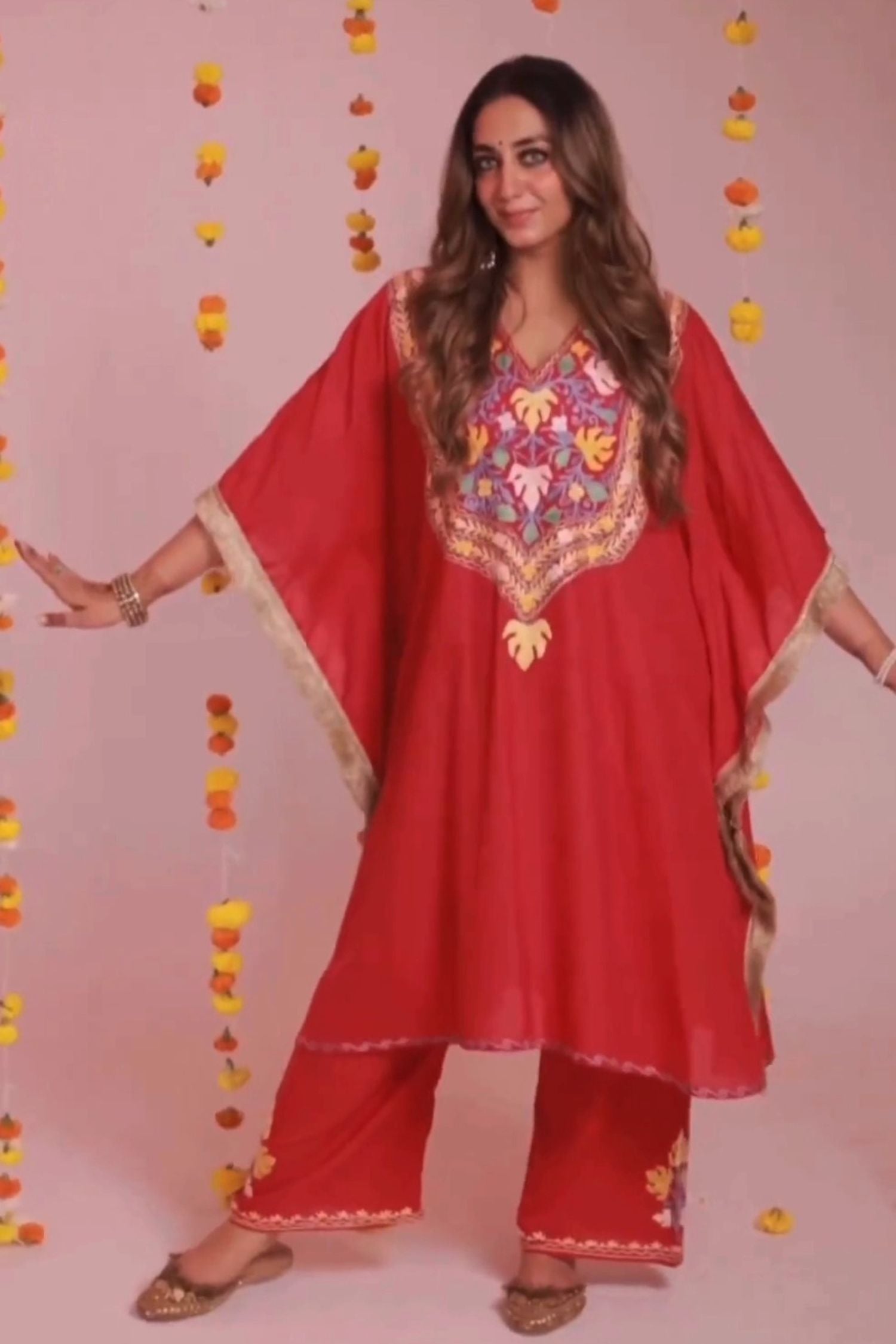 Shiana Kothari In Myra Red Kashmiri Cotton Kaftan Coord Set
