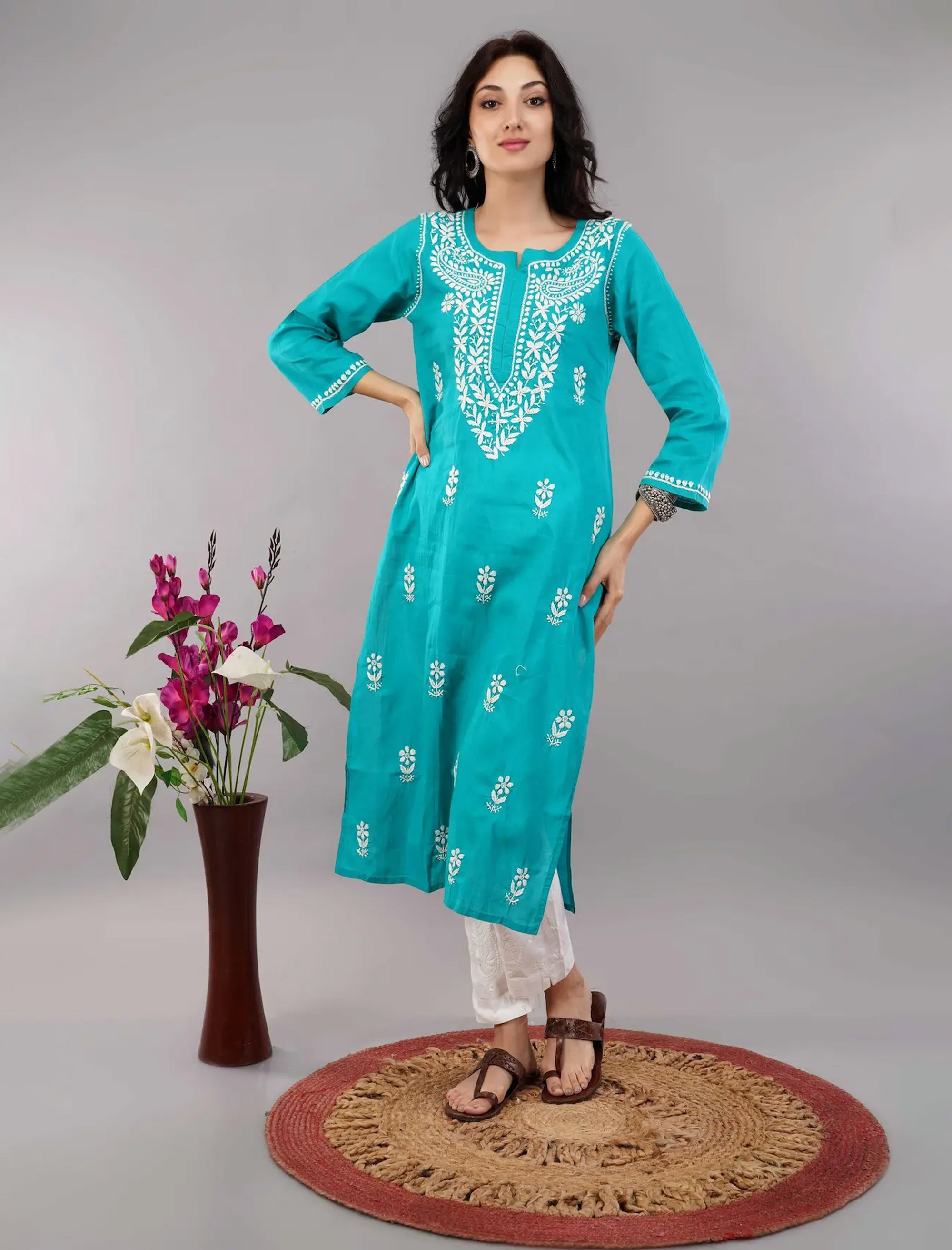 Aasma_Chikankari_Cotton_Kurta_shop_Namastay