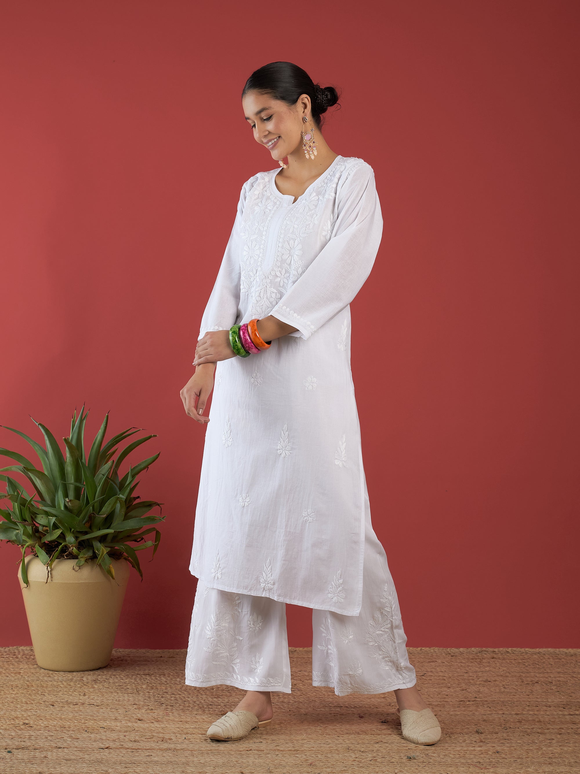 Aleena_White_Straight_Chikanakri_Cotton_Kurta_shop_Namastay