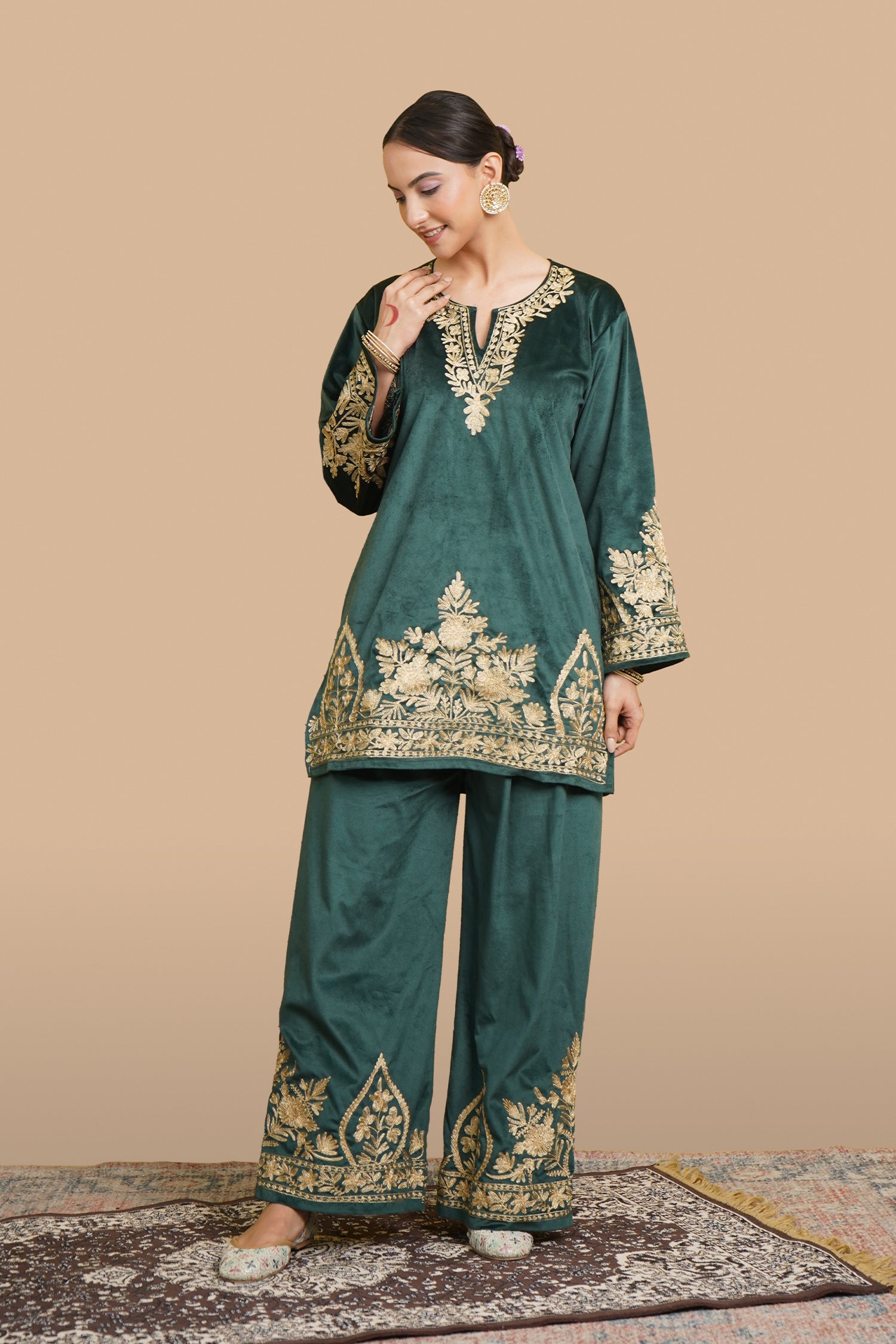 Malika_Zari_Embroidered_Green_Velvet_Coord_Kurta_Set_shop_Namastay