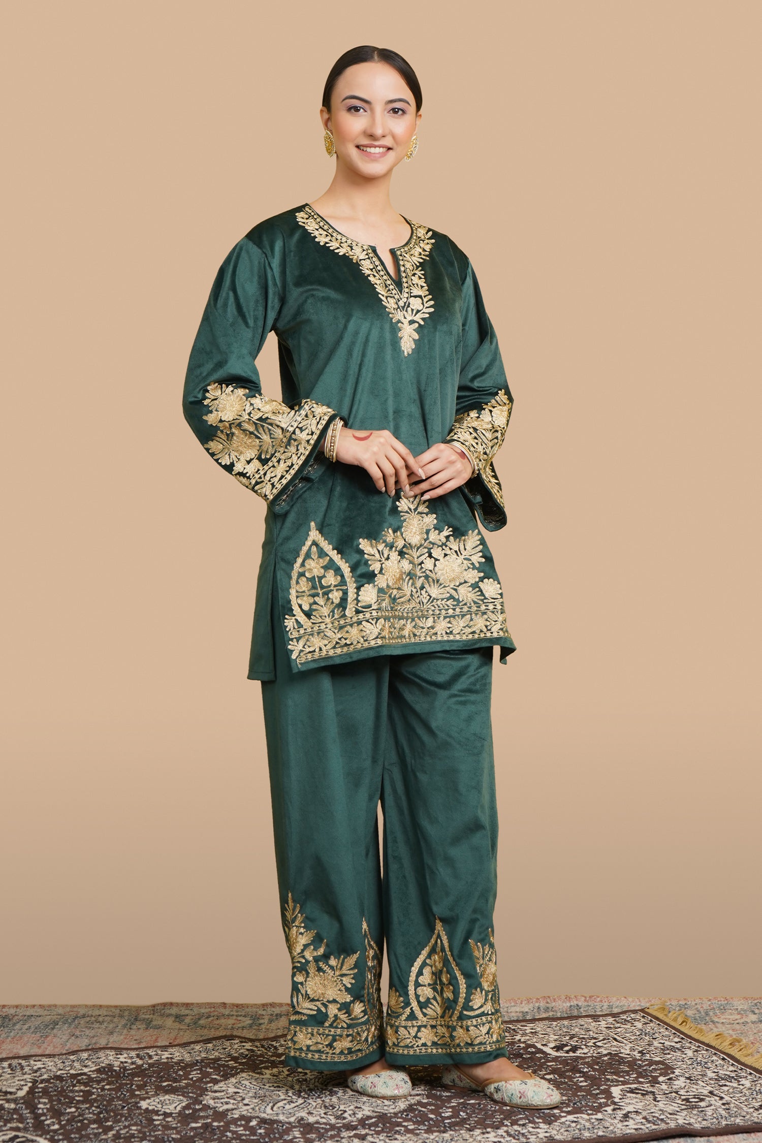 Malika_Zari_Embroidered_Green_Velvet_Coord_Kurta_Set_shop_Namastay