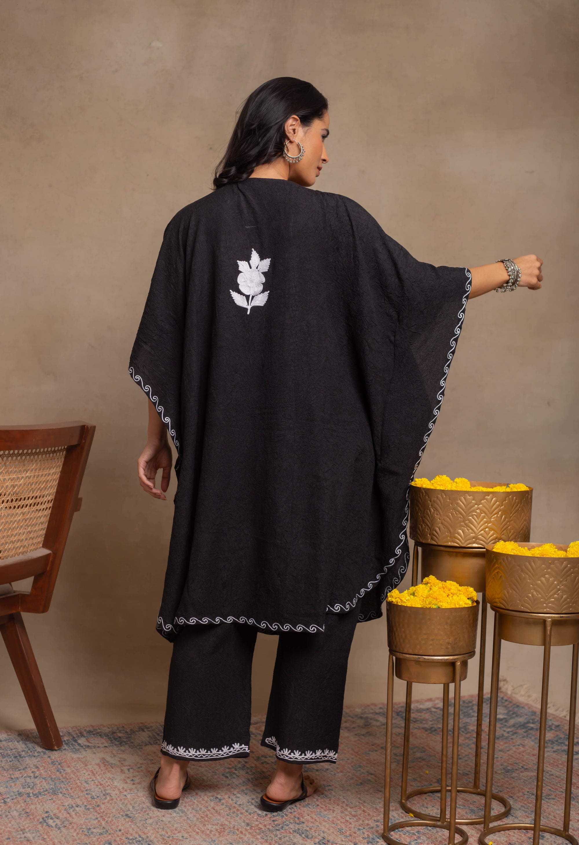 Mahreen_Black_Kashmiri_Cotton_Kaftan_Coord_Set_shop_Namastay