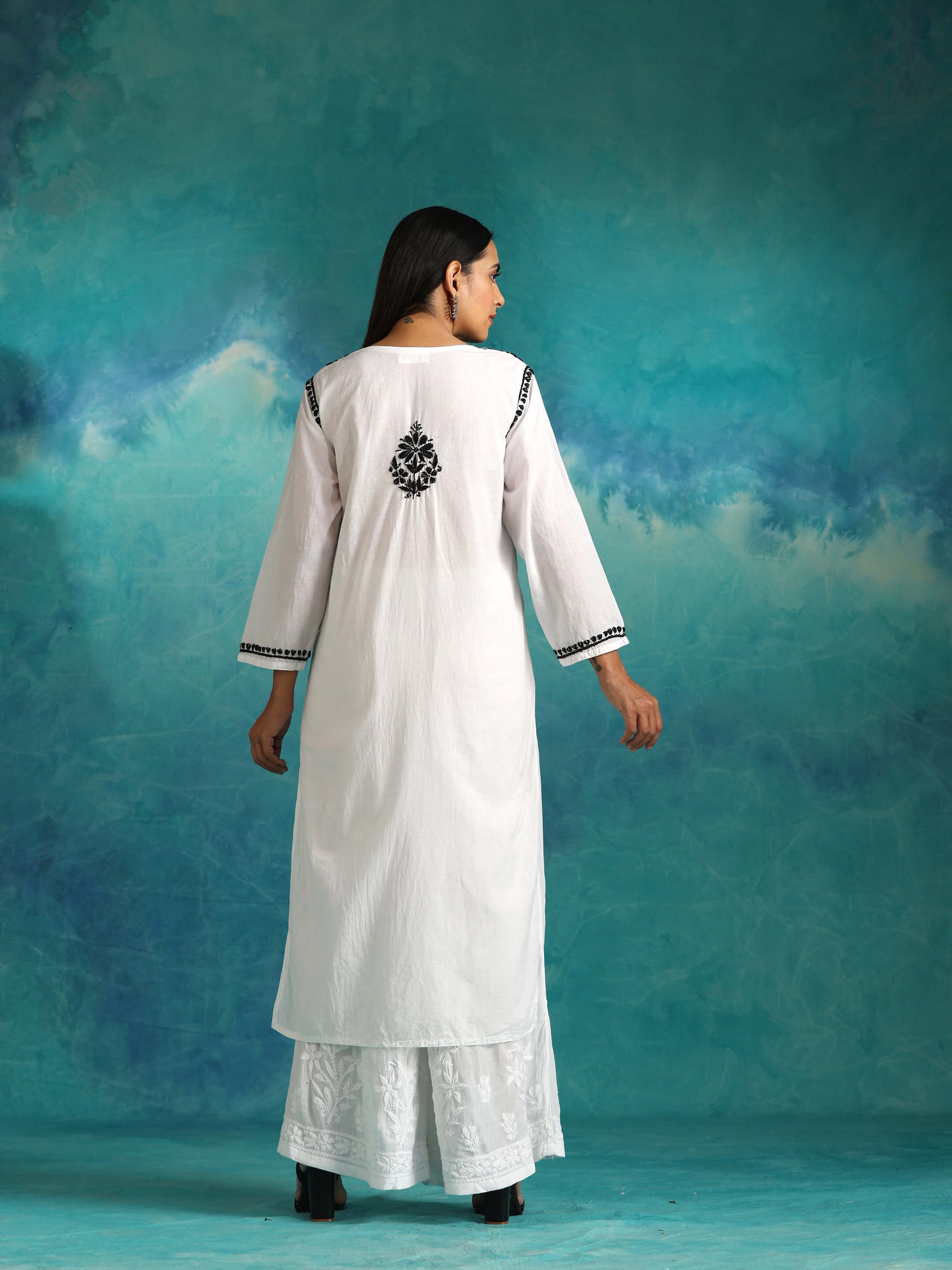 Nasima_White_Chikankari_Cotton_Kurta_shop_Namastay