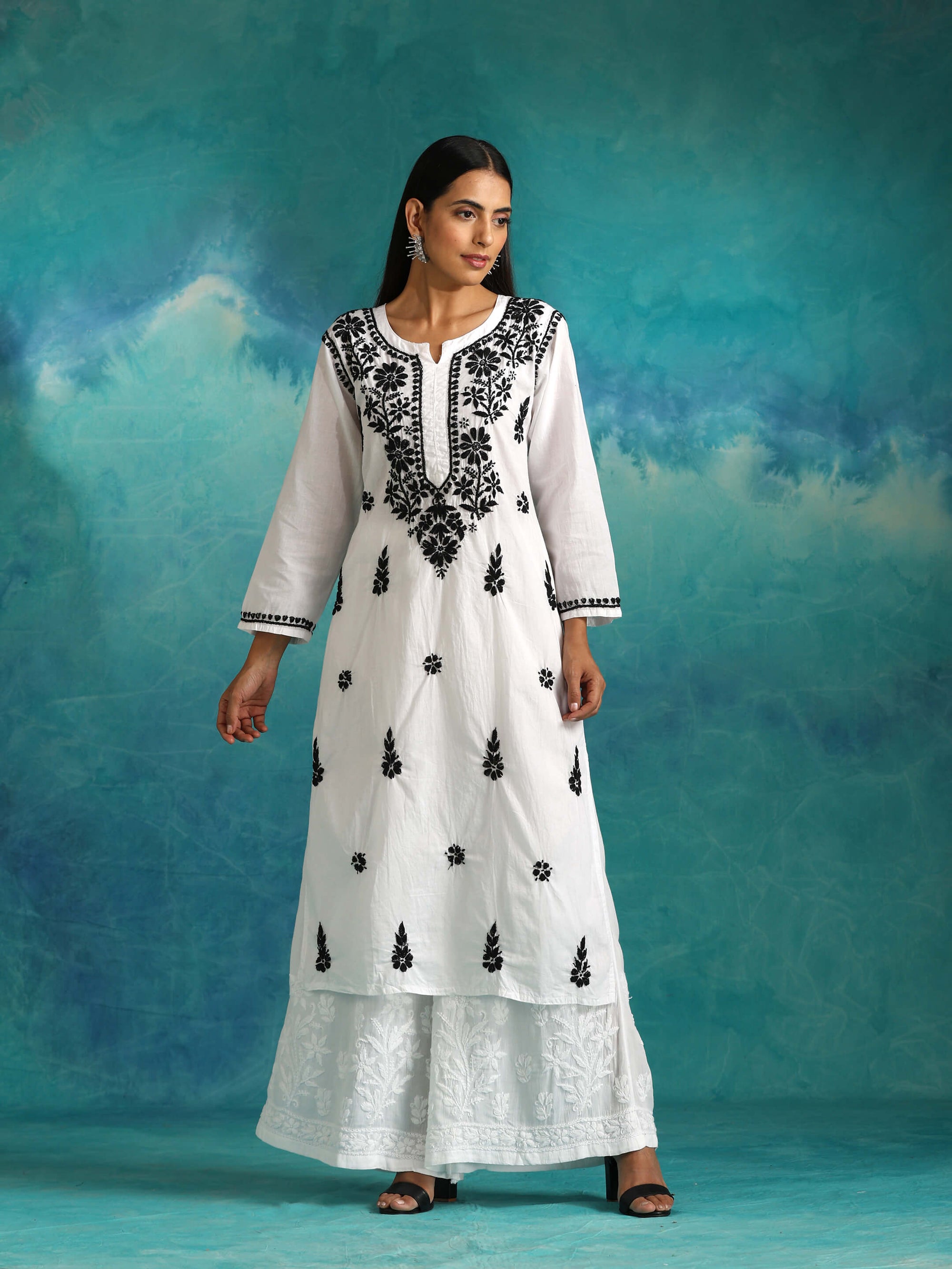 Nasima_White_Chikankari_Cotton_Kurta_shop_Namastay