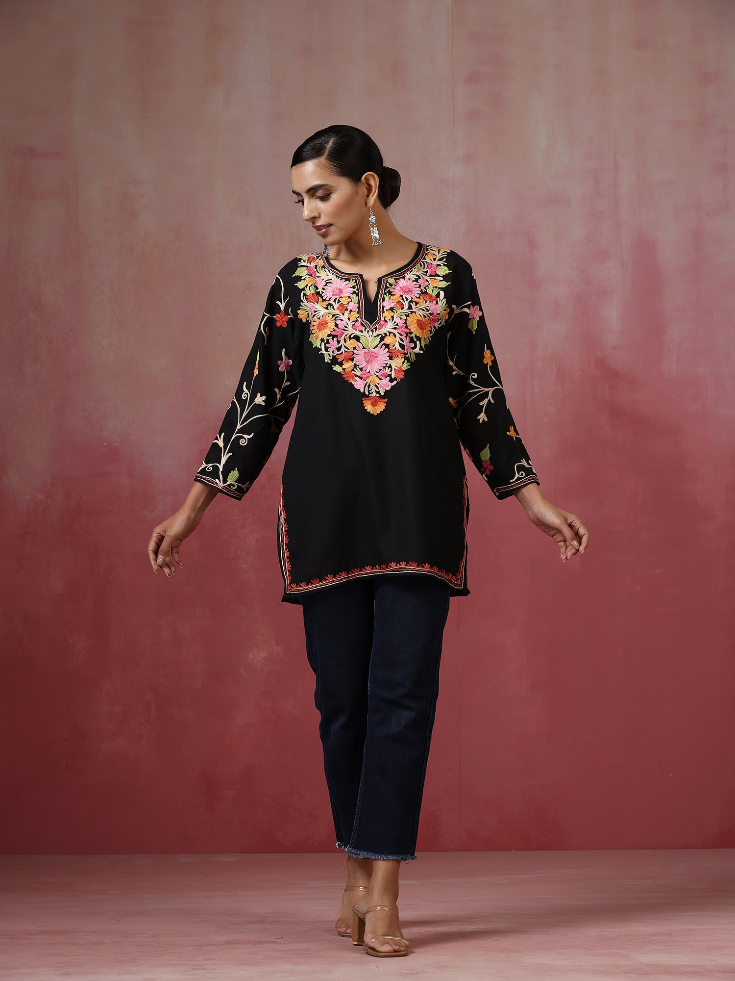 Sahar_Black_Kashmiri_Short_Cotton_Kurta_shop_Namastay
