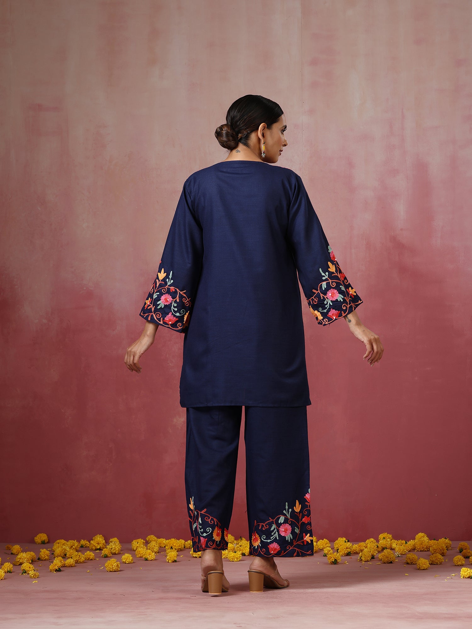 Soha Cotton Kashmiri Cotton Kurta Co-ord Set