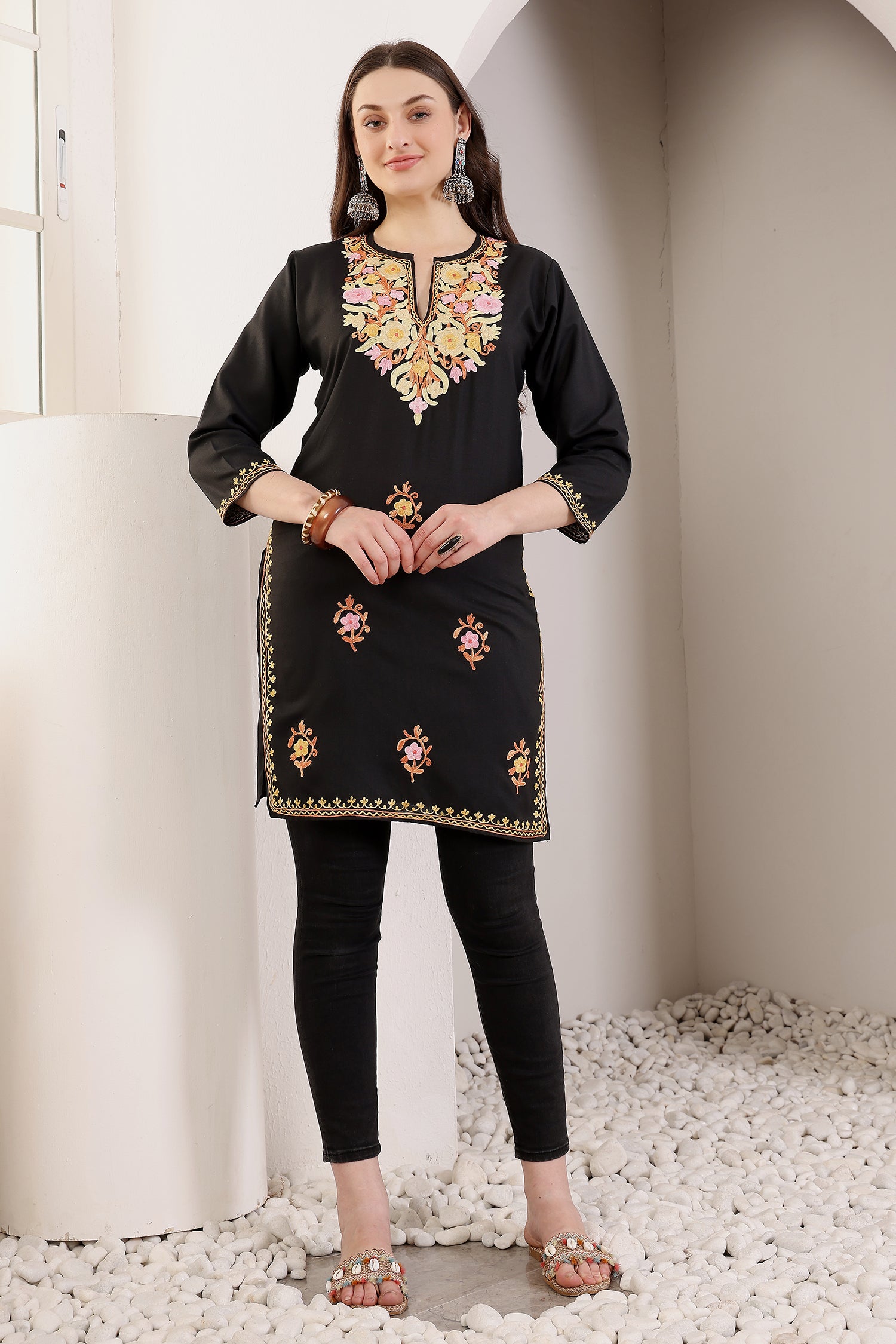 Mina_Black_Kashmiri_Straight_Long_Cotton_Kurta_shop_Namastay